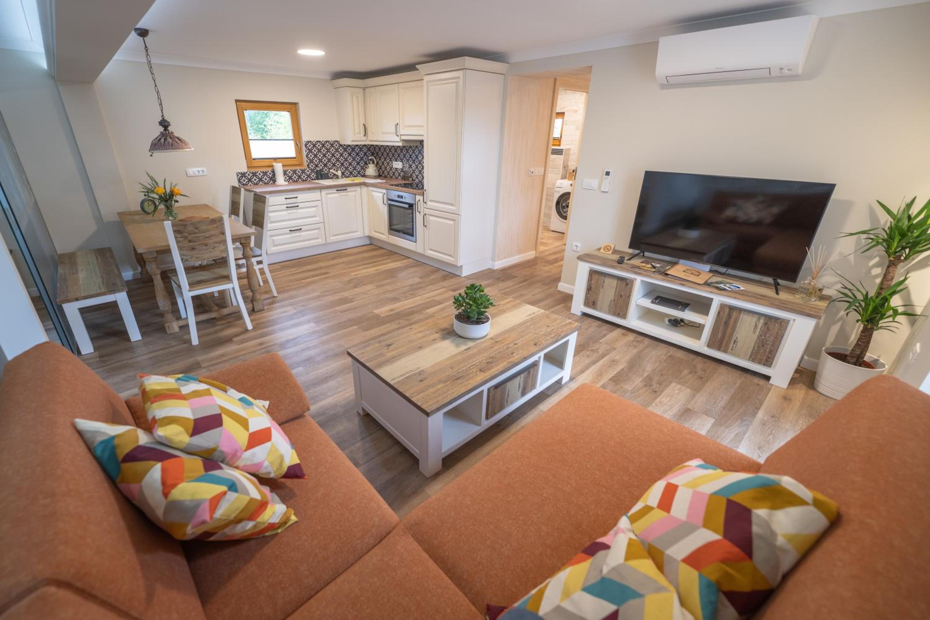 Holiday Home Virida, app Leopold III view 4