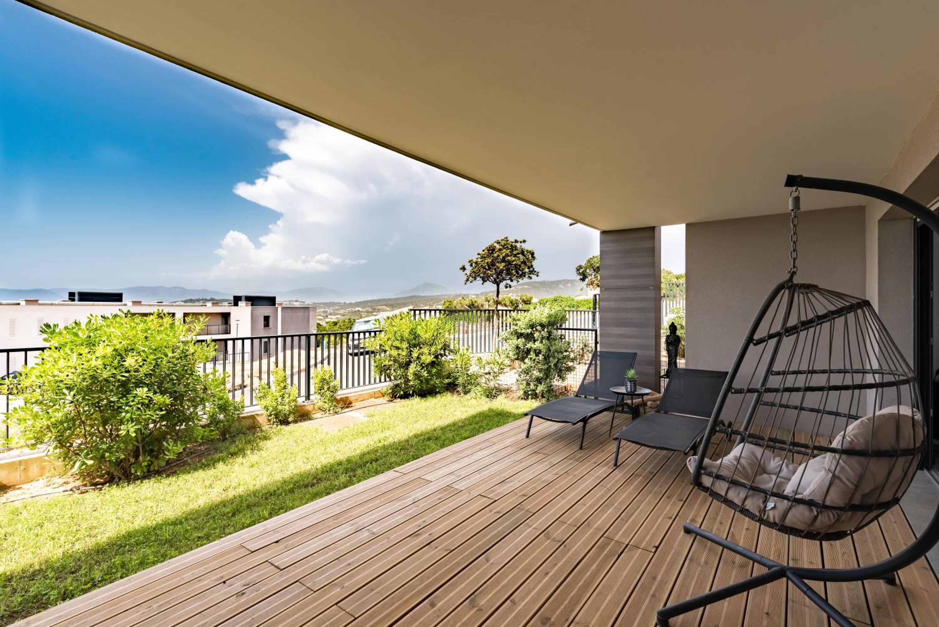 Hotel L'étincelle de Stagnola - Vue mer - Image 1