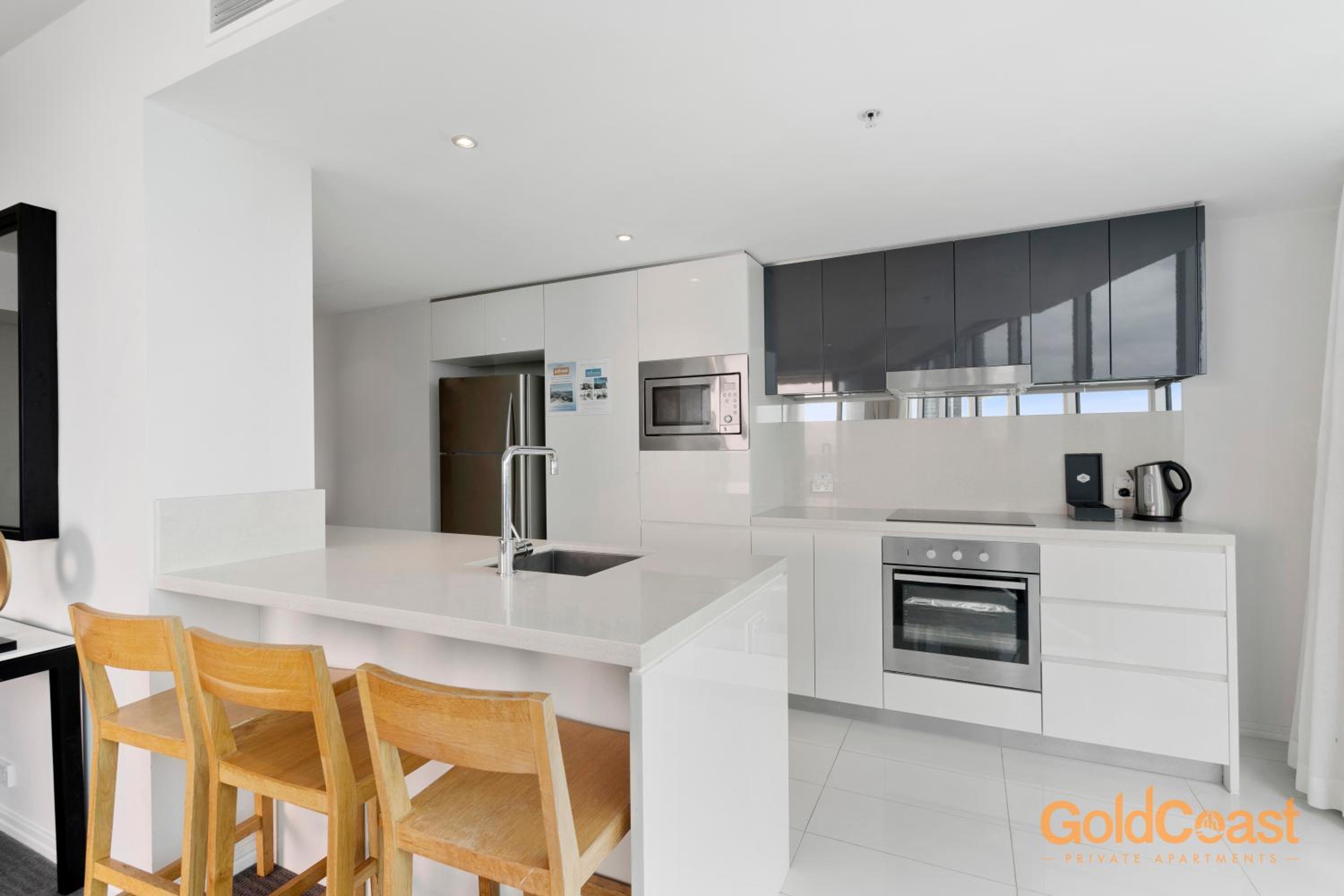 Gold Coast Private Apartments - H Residences, Surfers Paradise