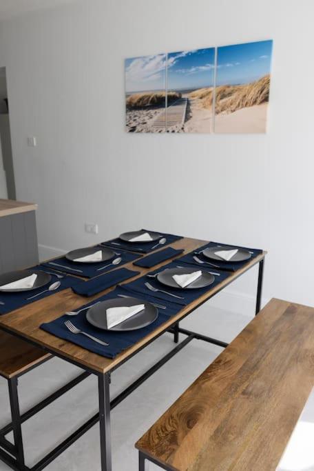 Spacious Holiday Home in Porthcawl