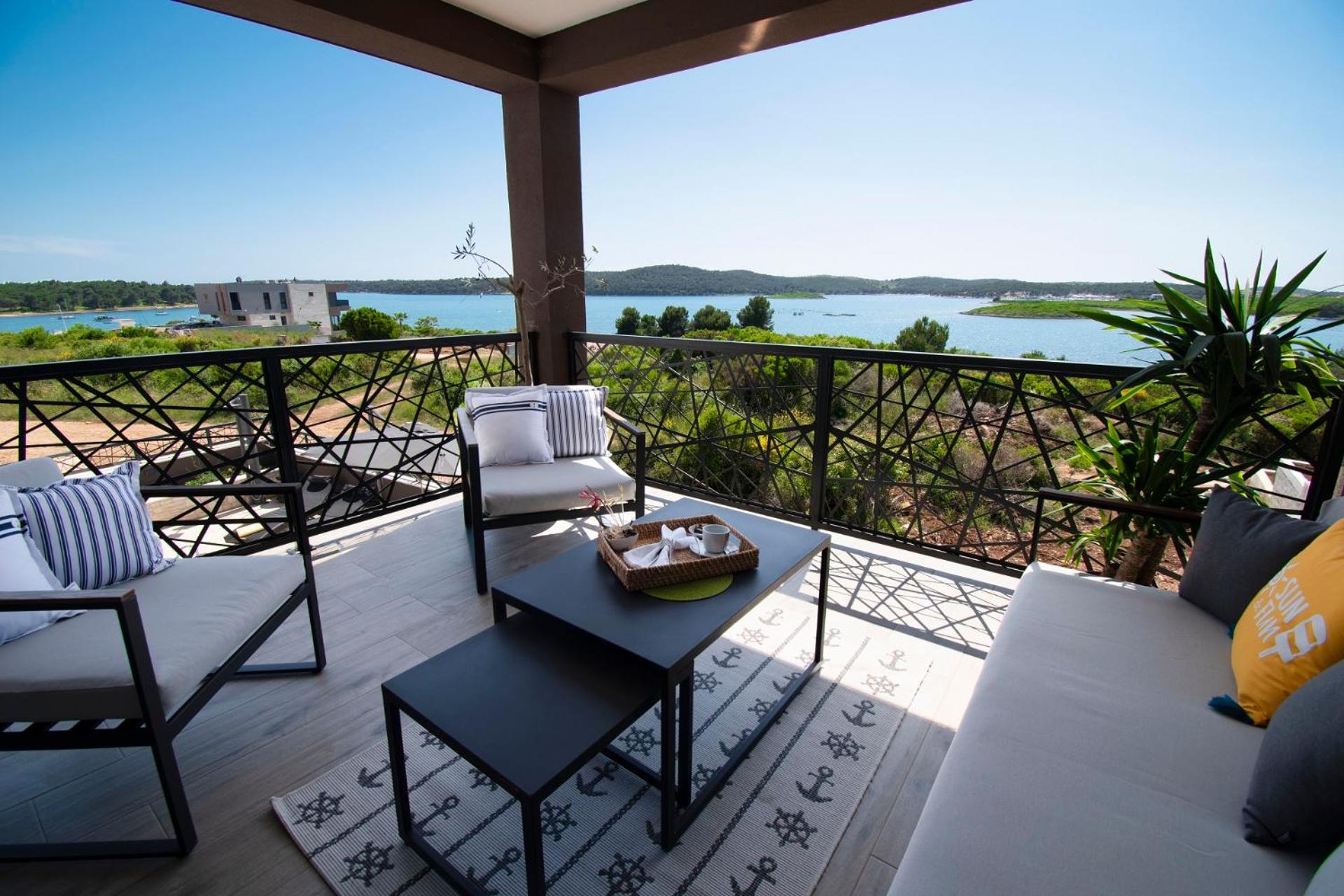 Villa Serenita Istrien,Medulin - by Istrabook