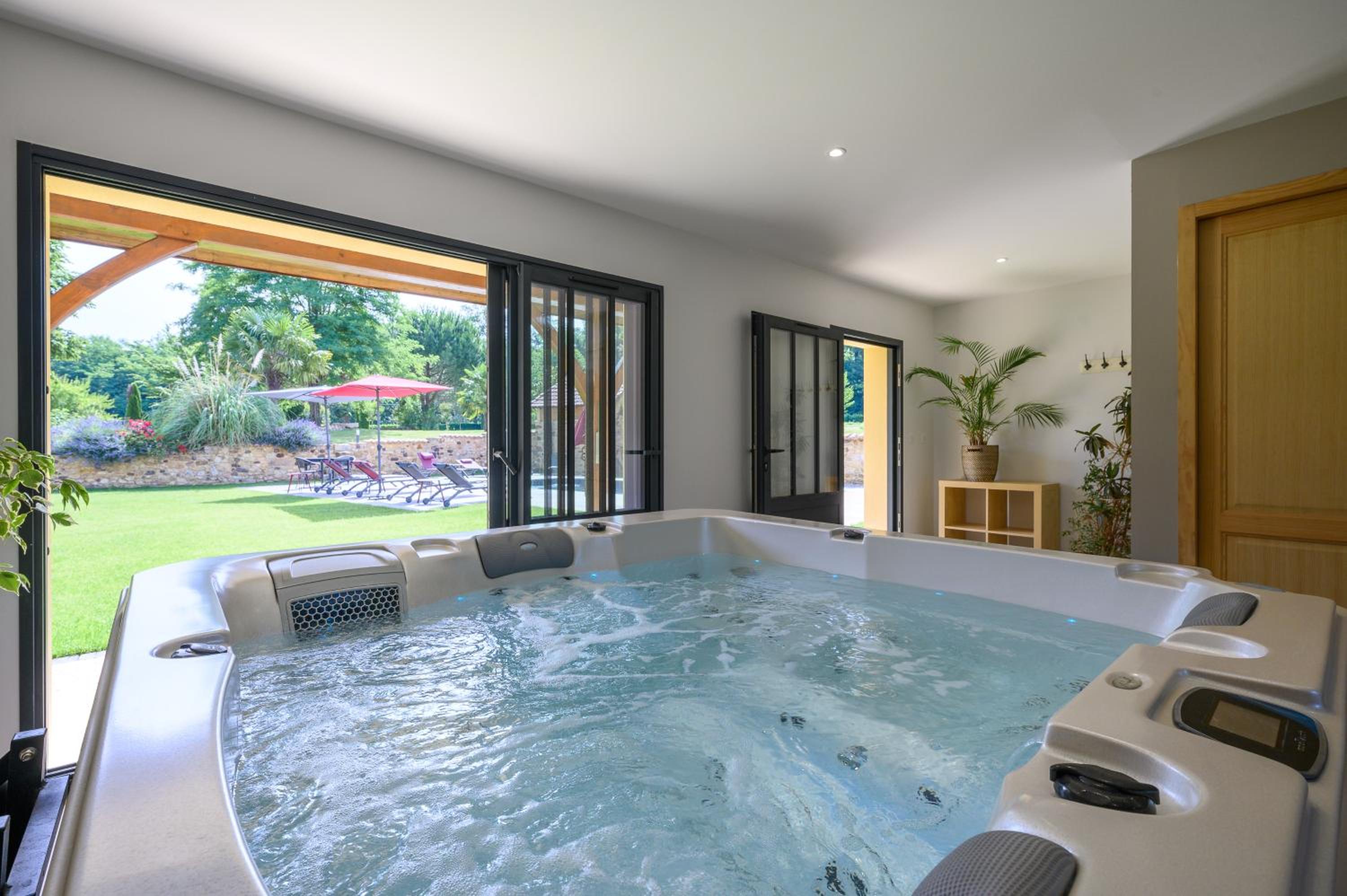 Domaine du Bugassou, Chambres, Table d'hôtes & SPA