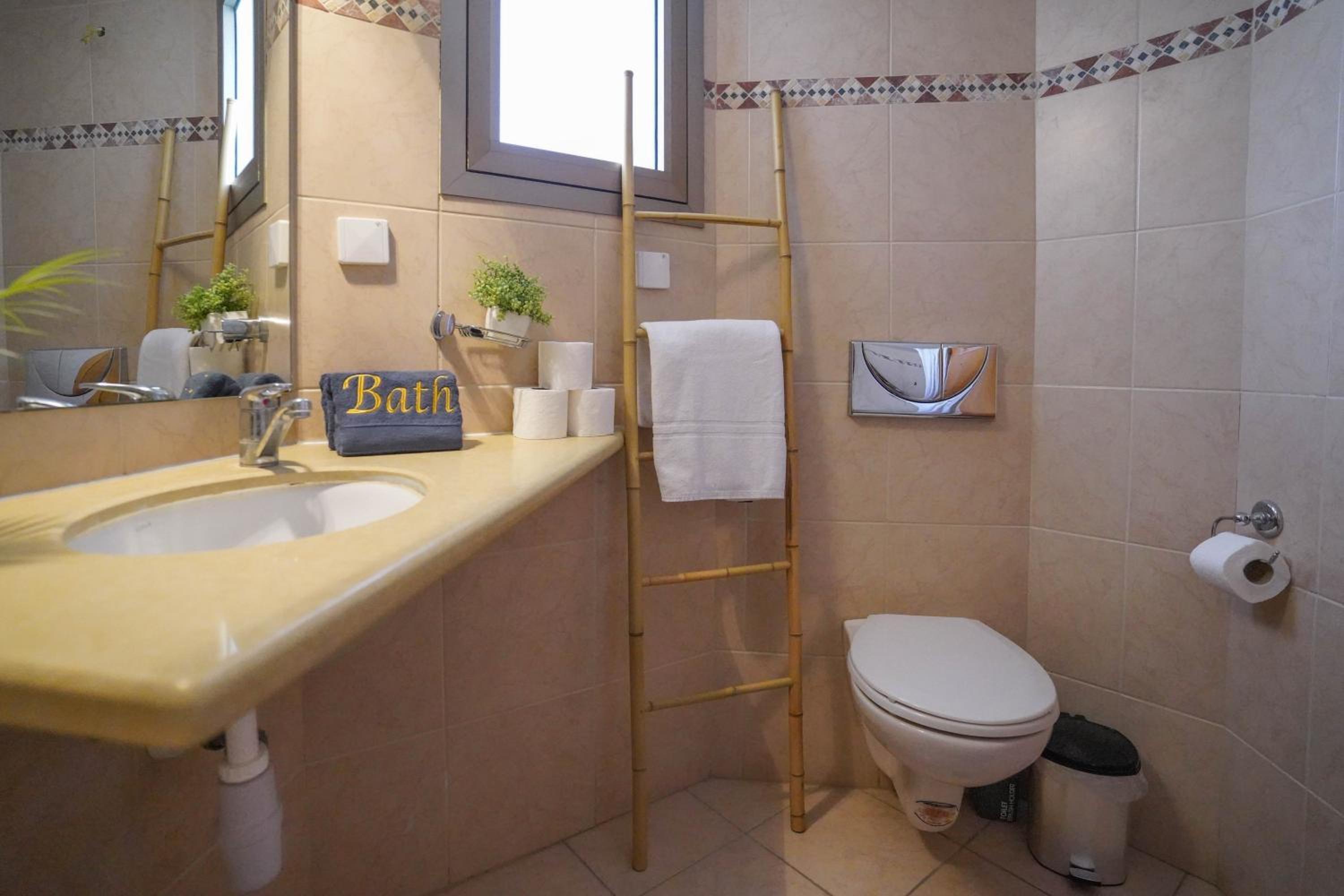 two bed room apartment 5 min walk to the beach view 3