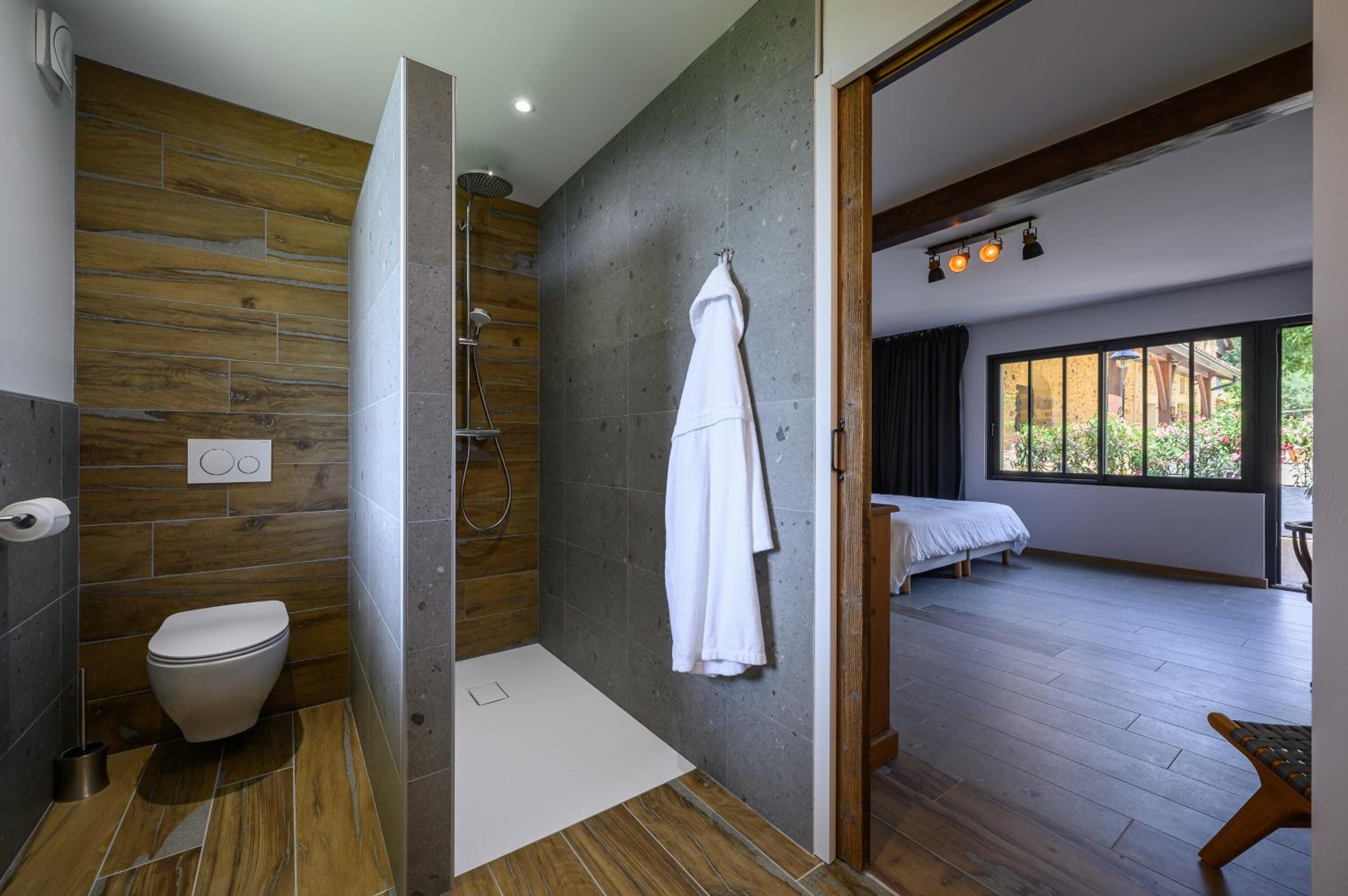 Domaine du Bugassou, Chambres, Table d'hôtes & SPA