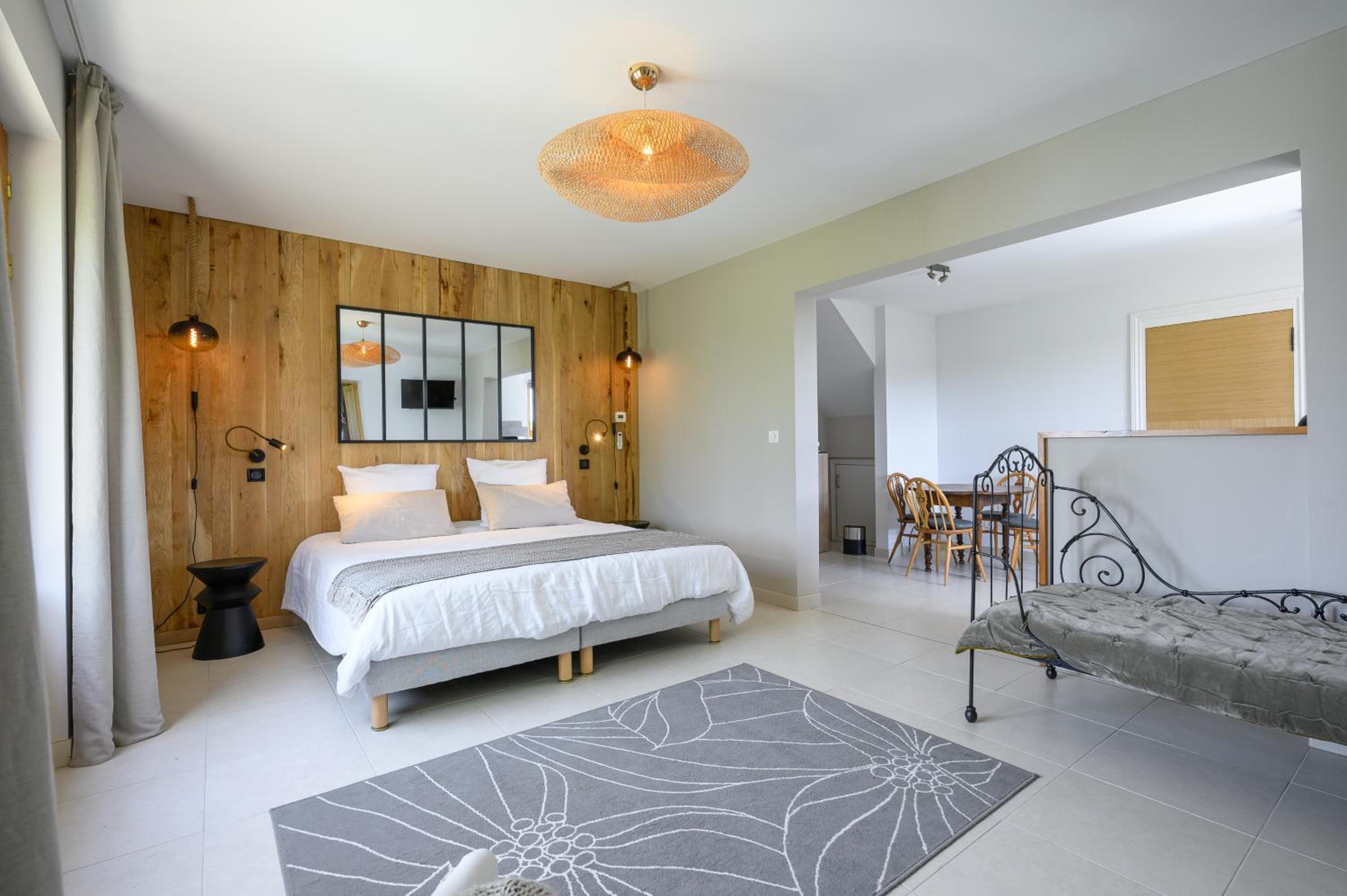 Domaine du Bugassou, Chambres, Table d'hôtes & SPA