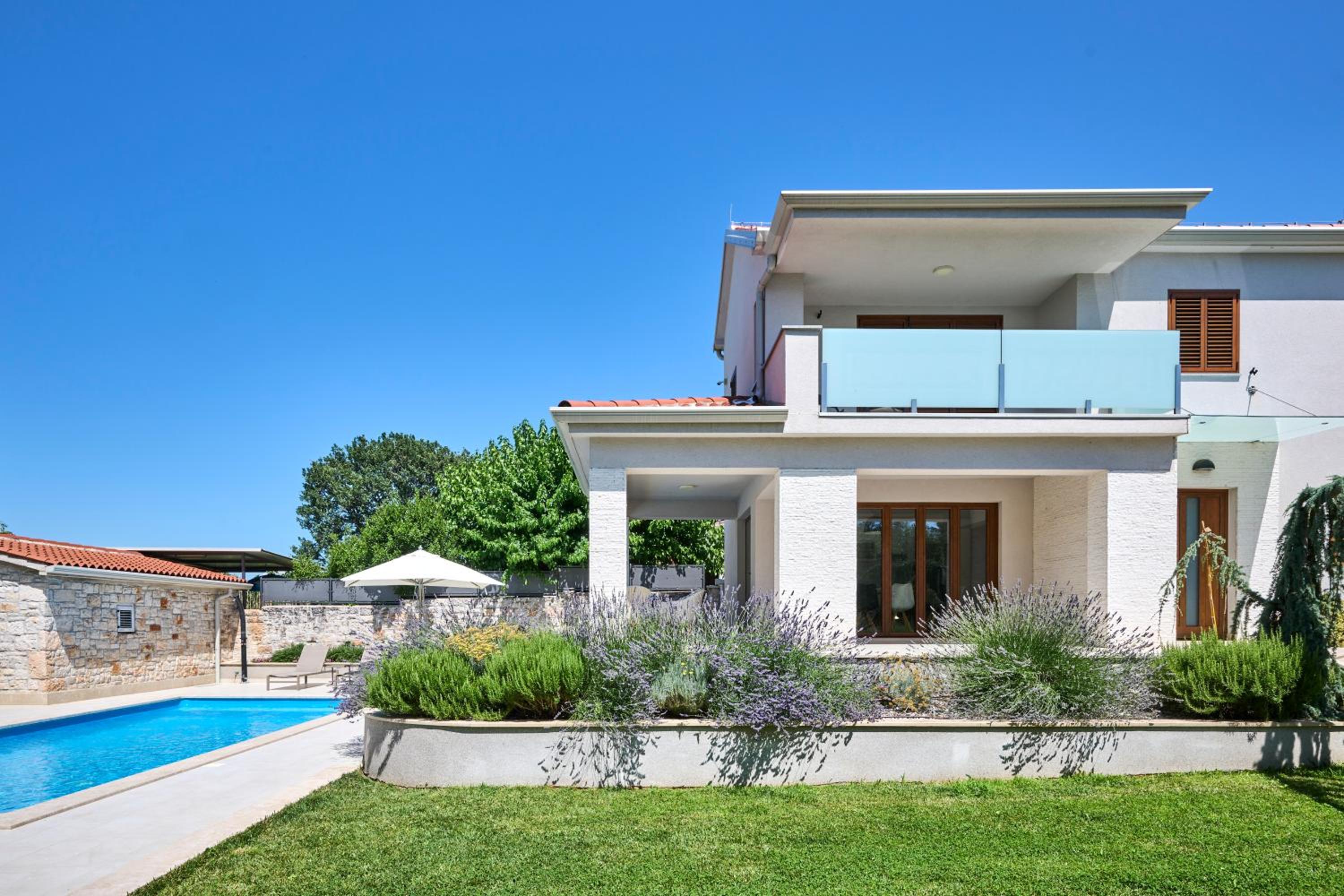 Hotel Vila Radini - Image 1