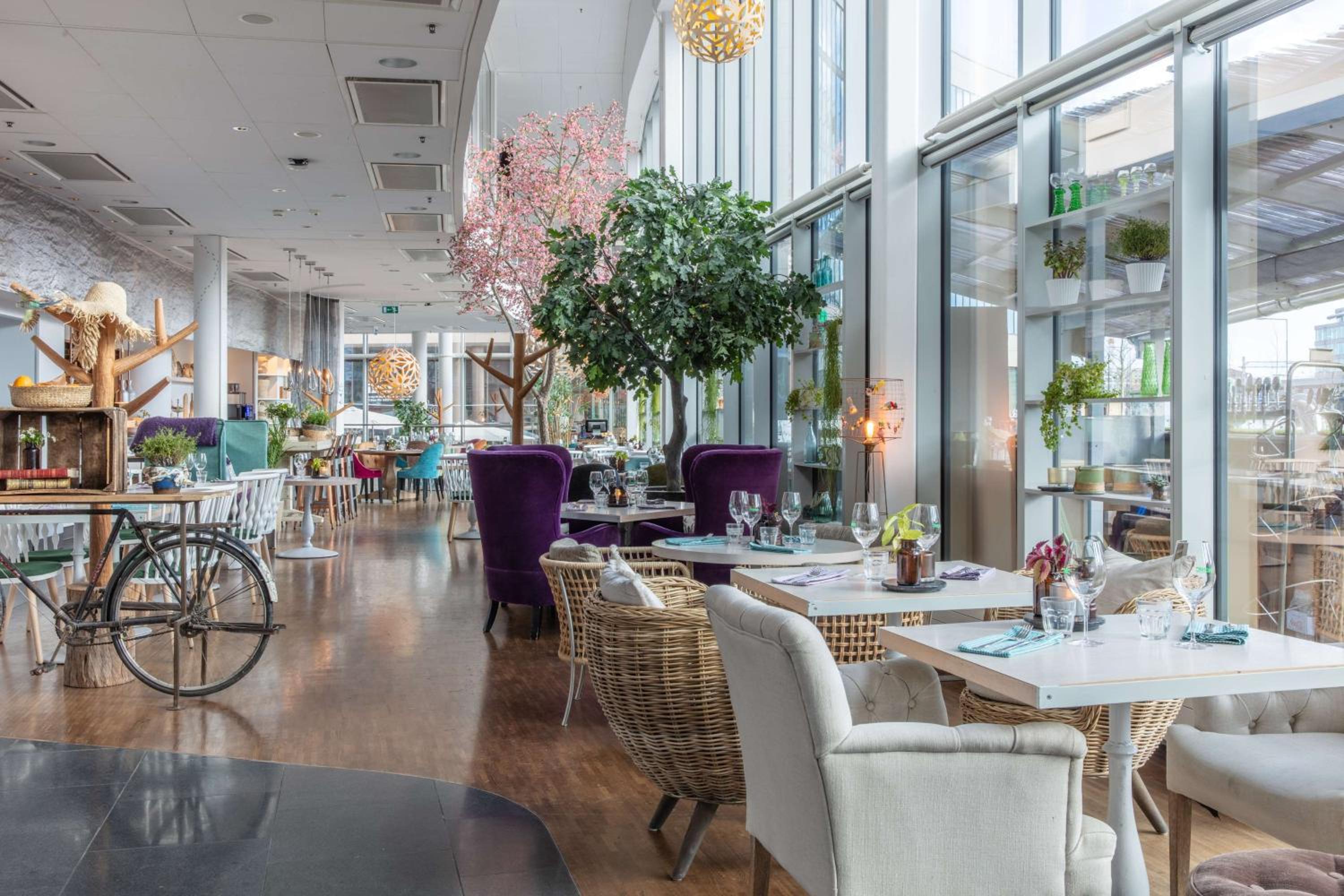 Uppsala Vacations - Radisson Blu Hotel Uppsala - Property Image 2