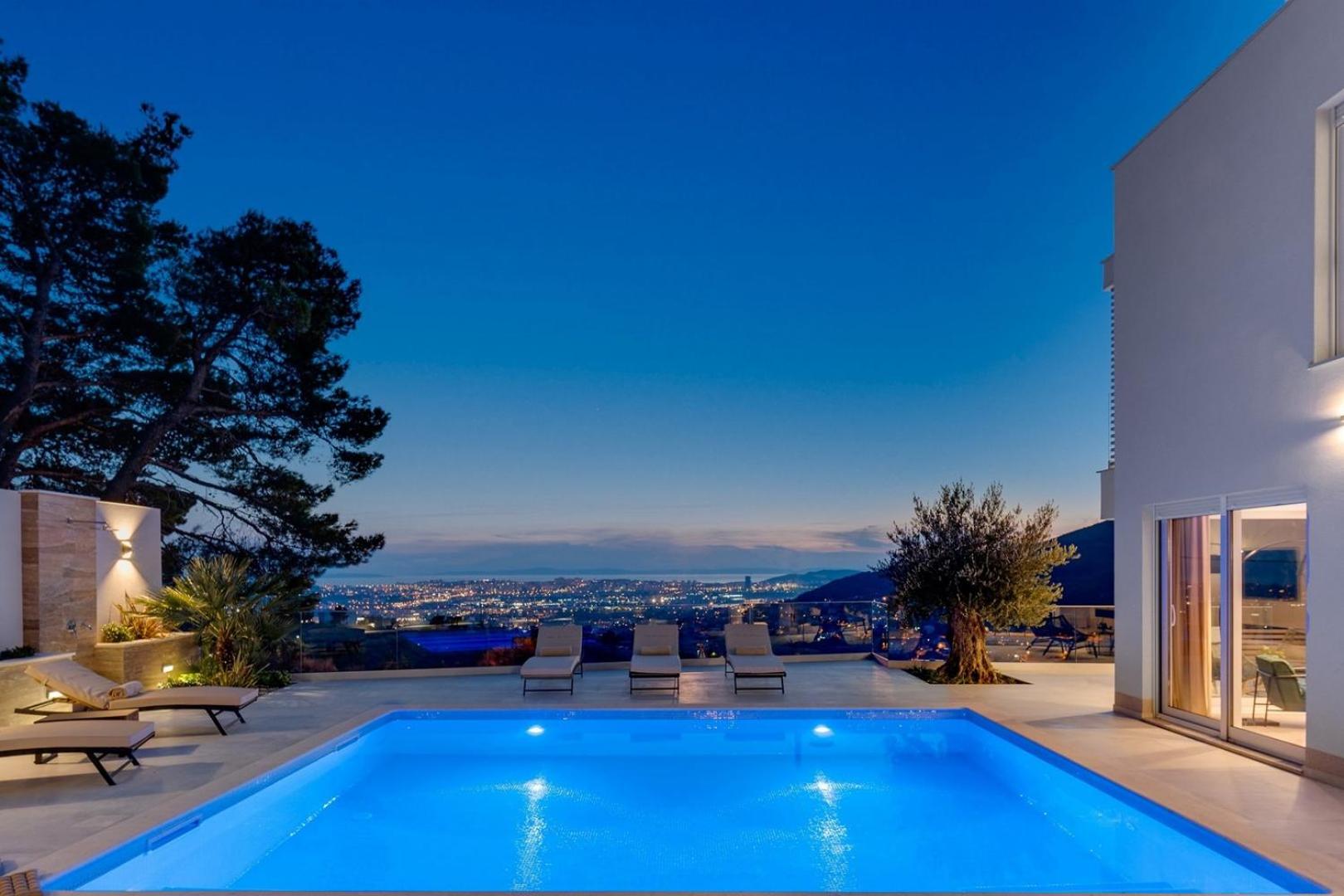 Luxury Villa Seventh Heaven with heated pool, hot-tub, gym, panoramic views on town Split view 2