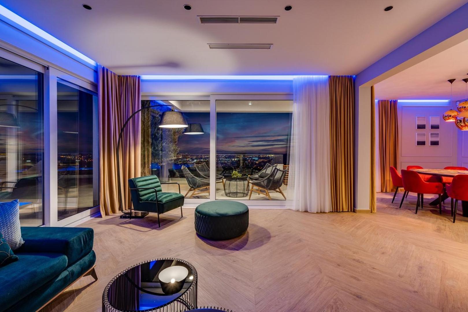 Luxury Villa Seventh Heaven with heated pool, hot-tub, gym, panoramic views on town Split view 3