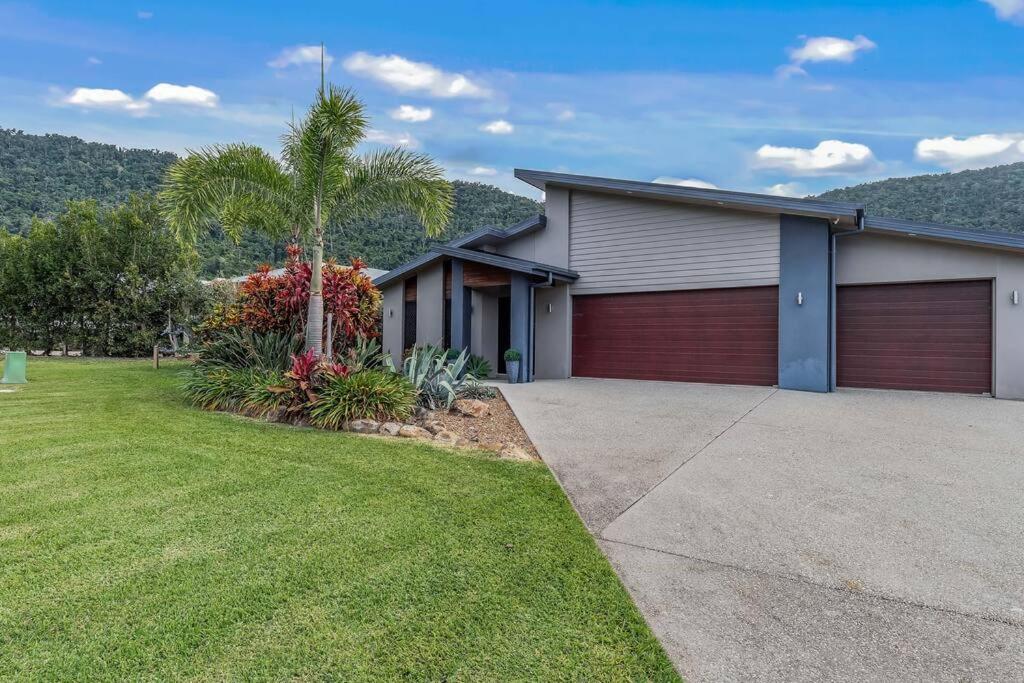 Hotel Airlie Beach Home