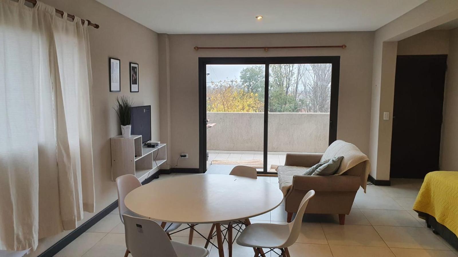 Departamento en Complejo Las Lilas Mendoza