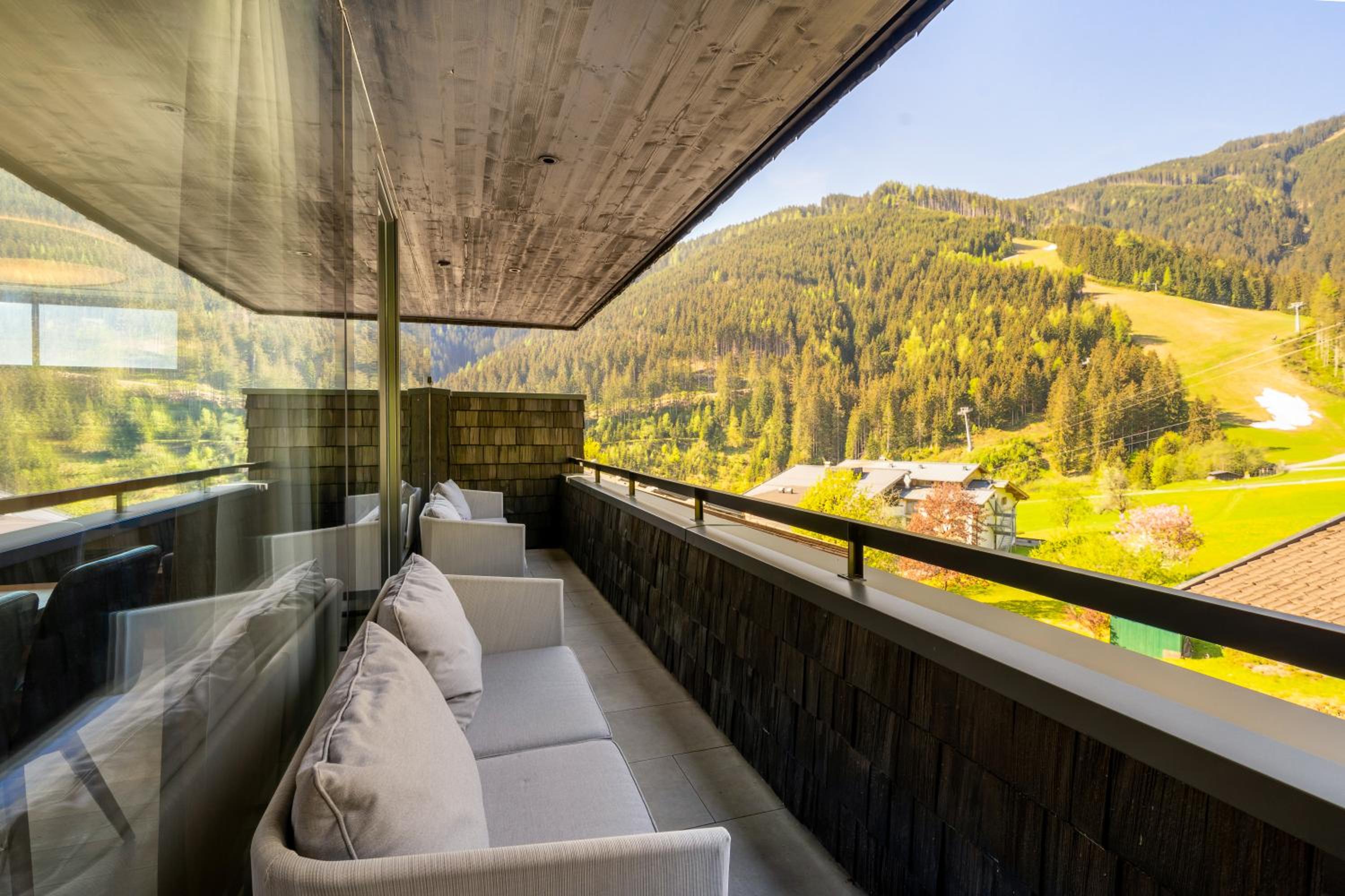 Sunny Ferienwohnungen Ski In - Ski Out - Self Check-in