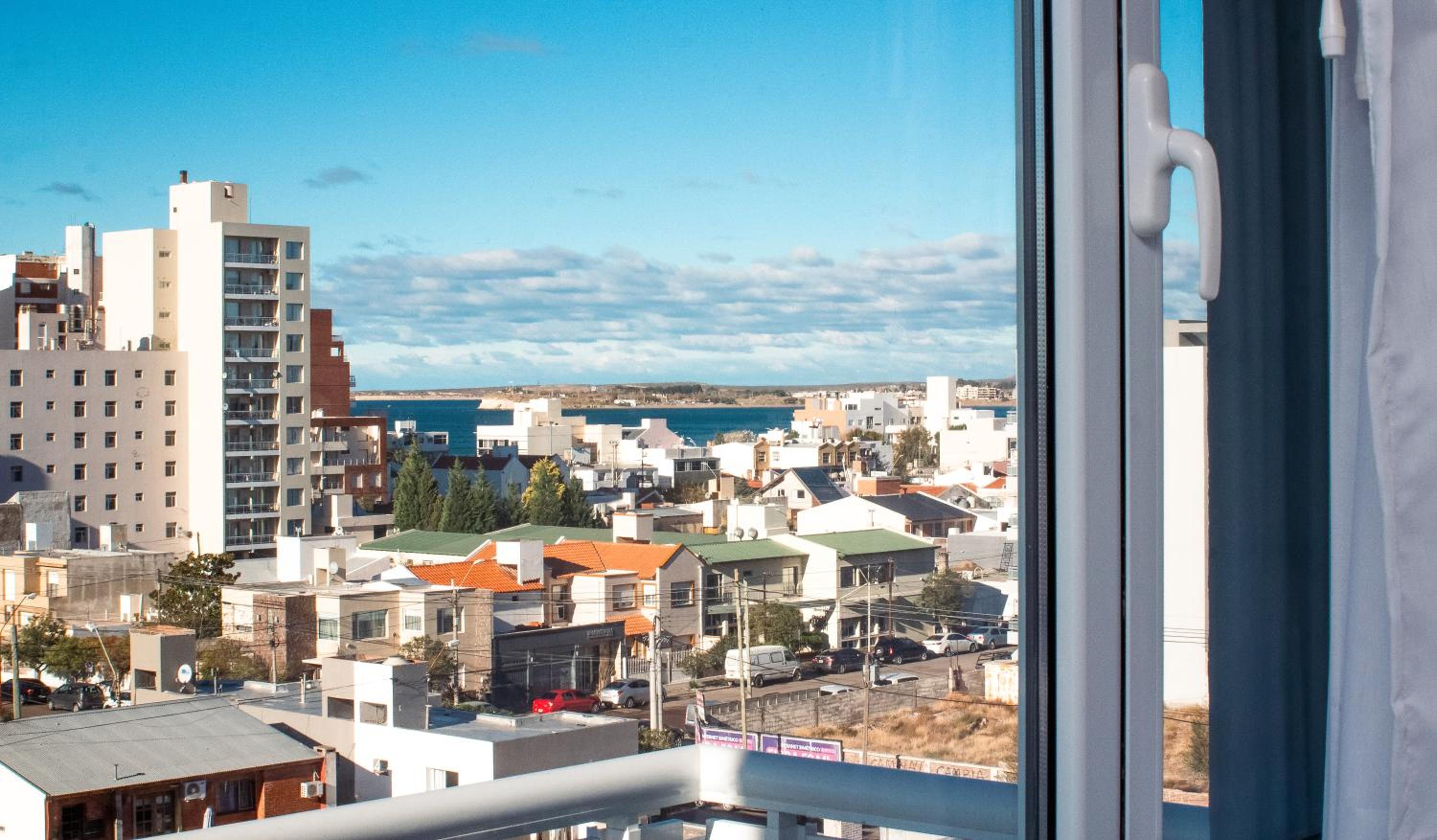 Ramada Residences by Wyndham Puerto Madryn CQ Mitre