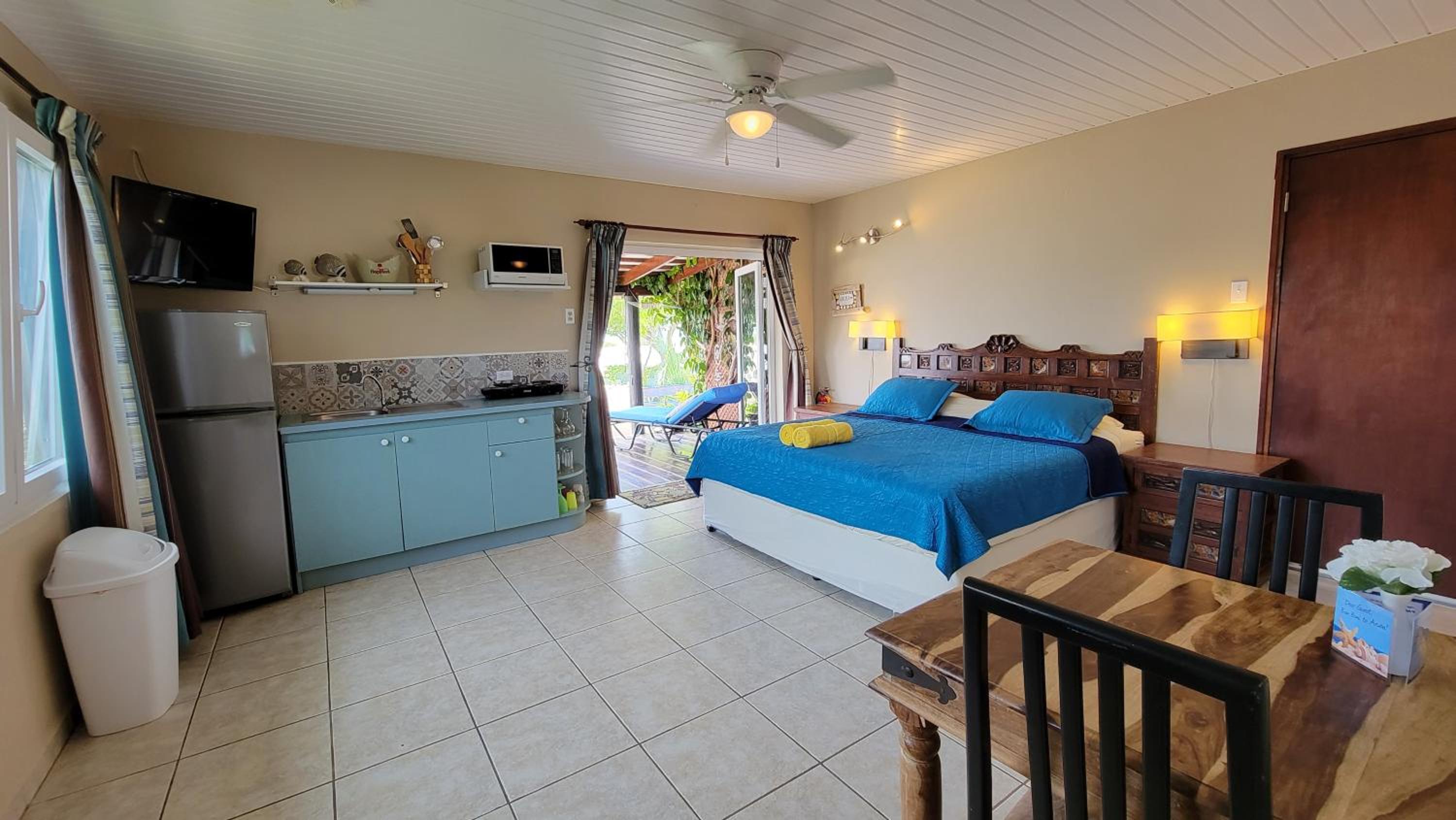 Aruba Sunset Beach Studios