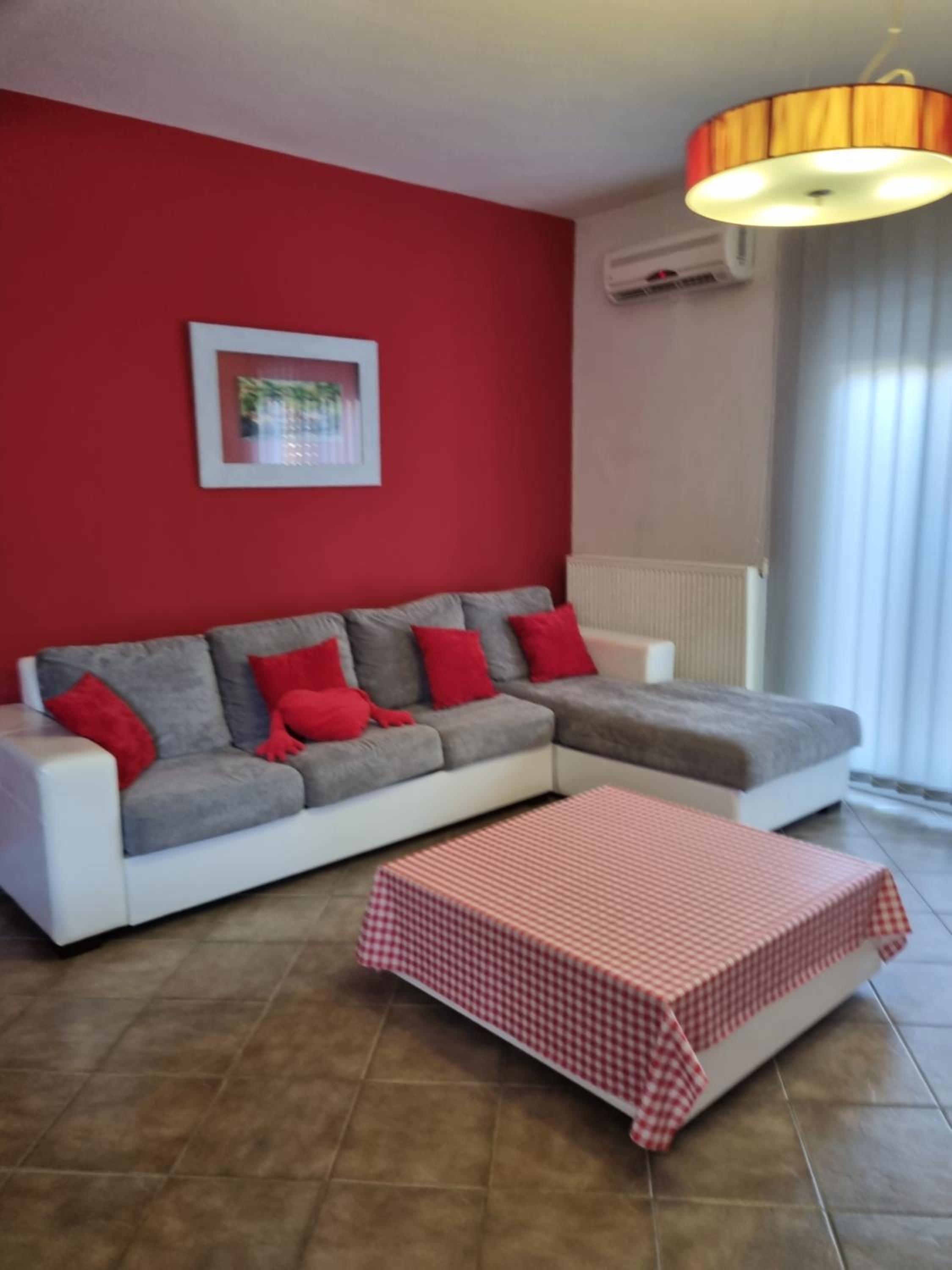 maisonette Zhana