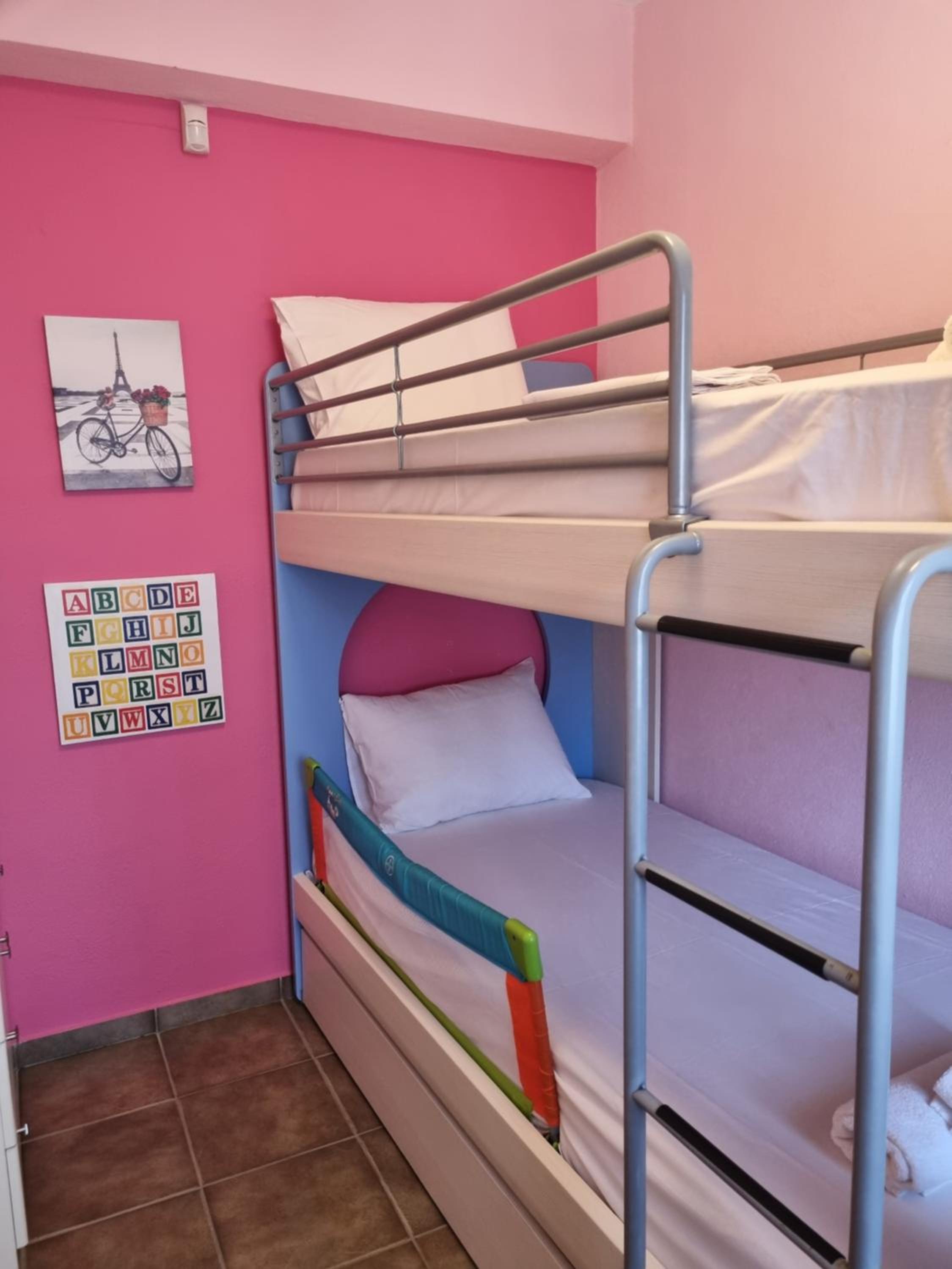 maisonette Zhana