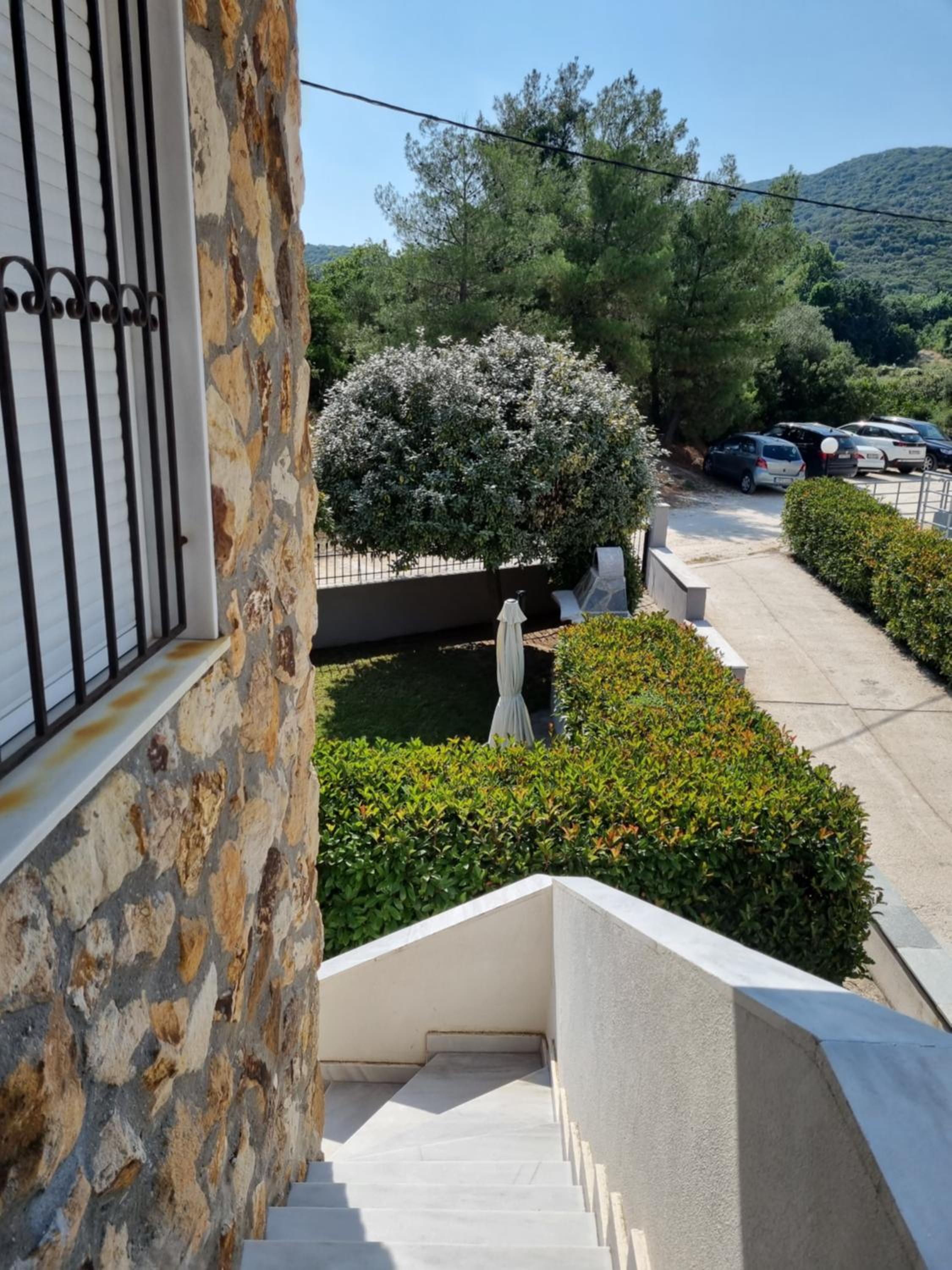 maisonette Zhana