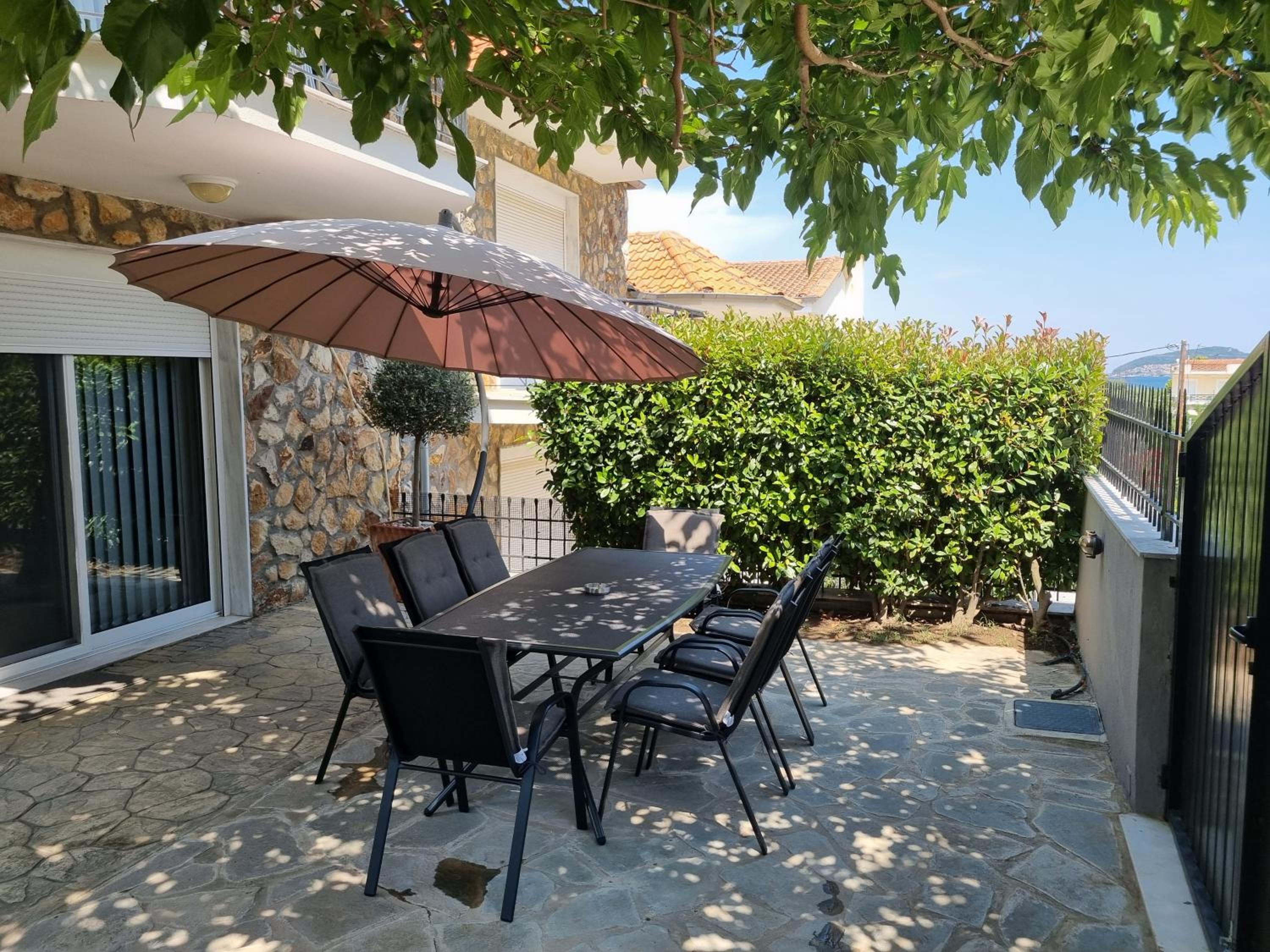 maisonette Zhana