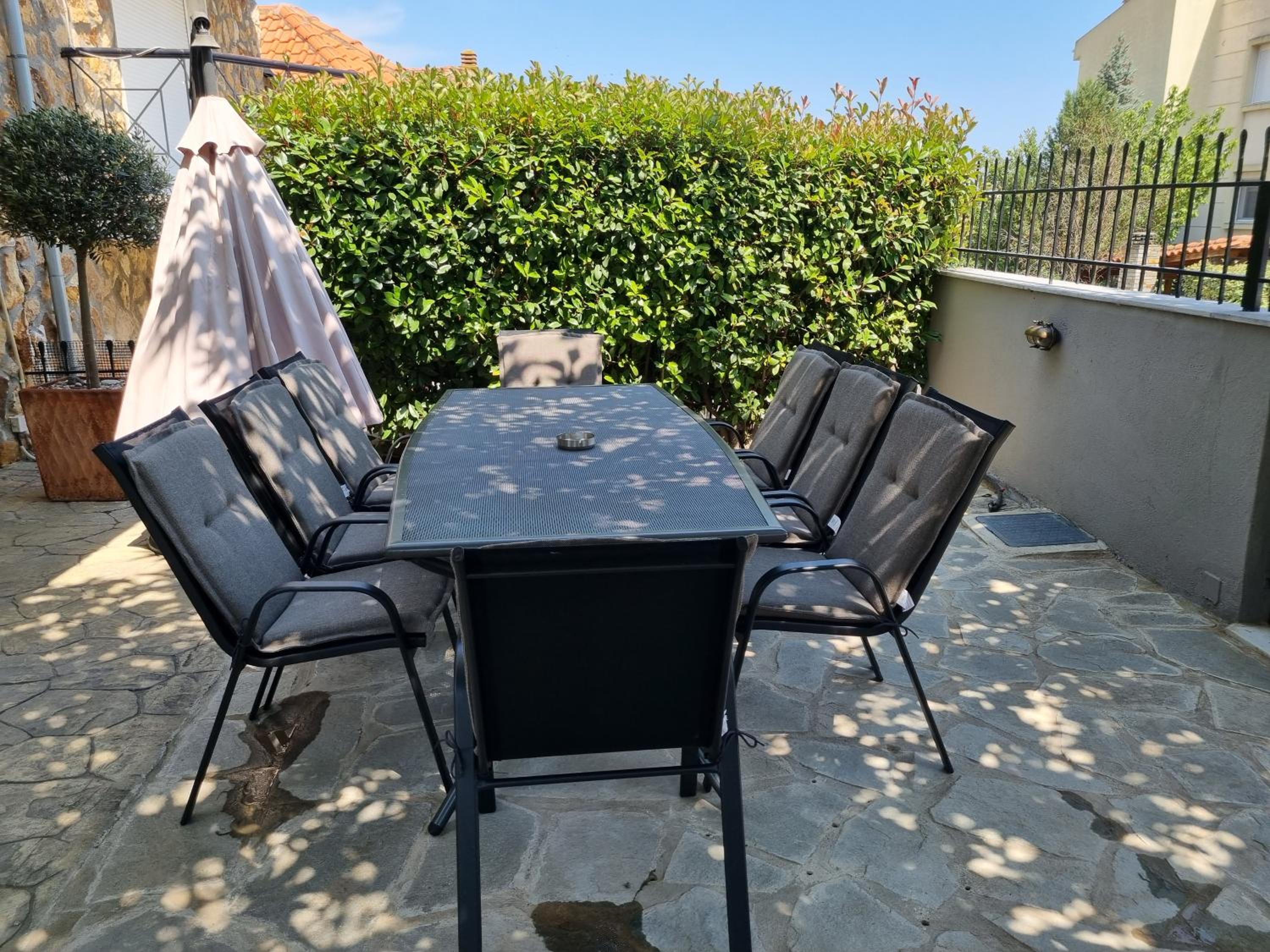 maisonette Zhana