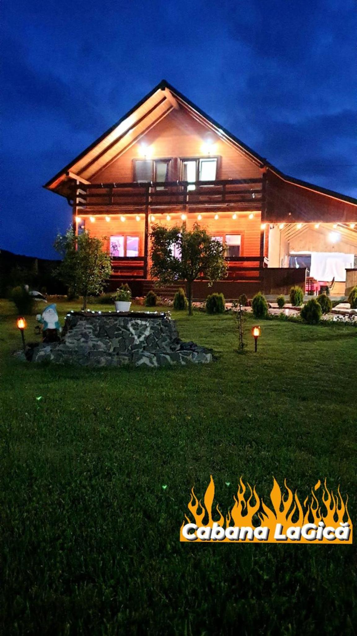 Cabana LaGică view 5
