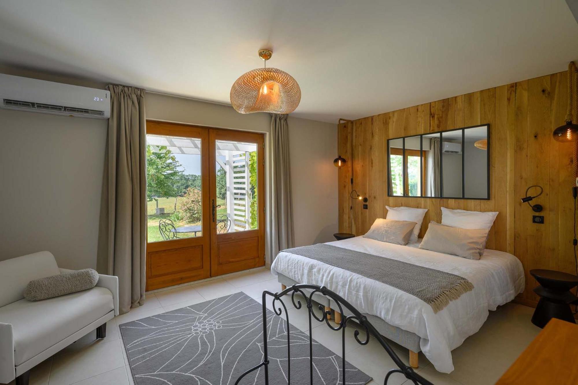Domaine du Bugassou, Chambres, Table d'hôtes & SPA