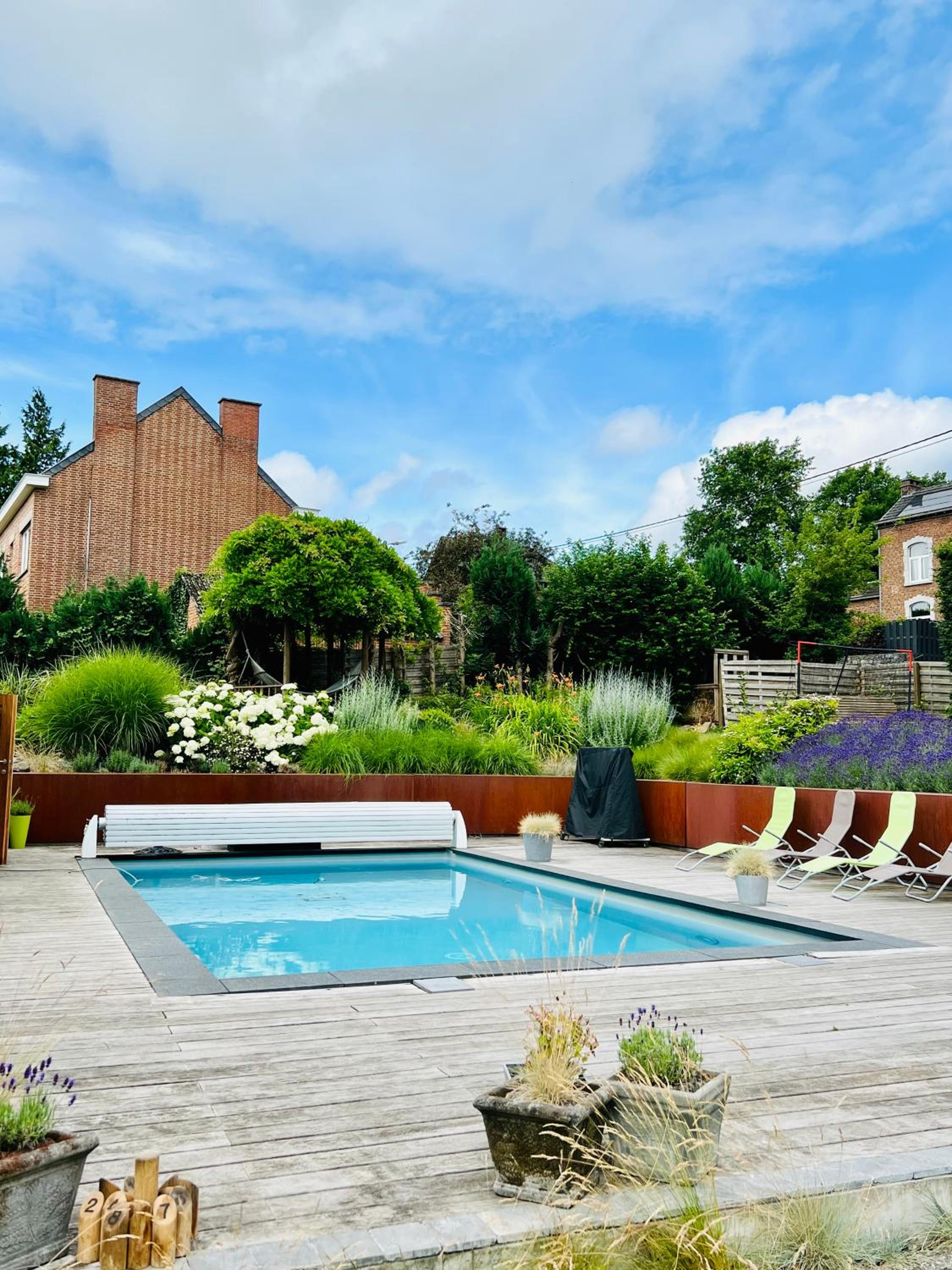 Juste à Côté, Maison de caractère avec piscine