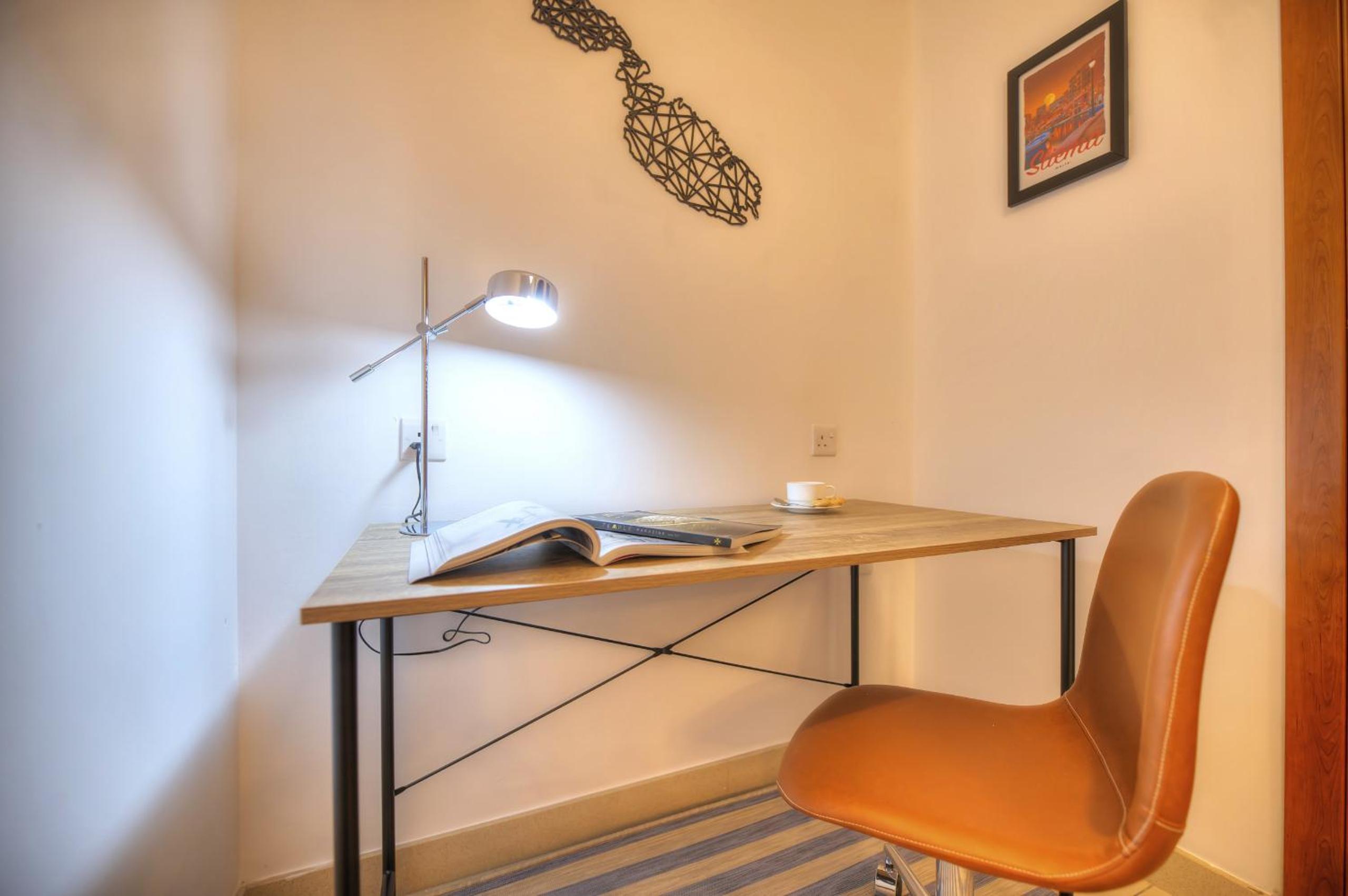 Centrally located and tastefully furnished one bedroom apartment CKNI1-1 photo 3