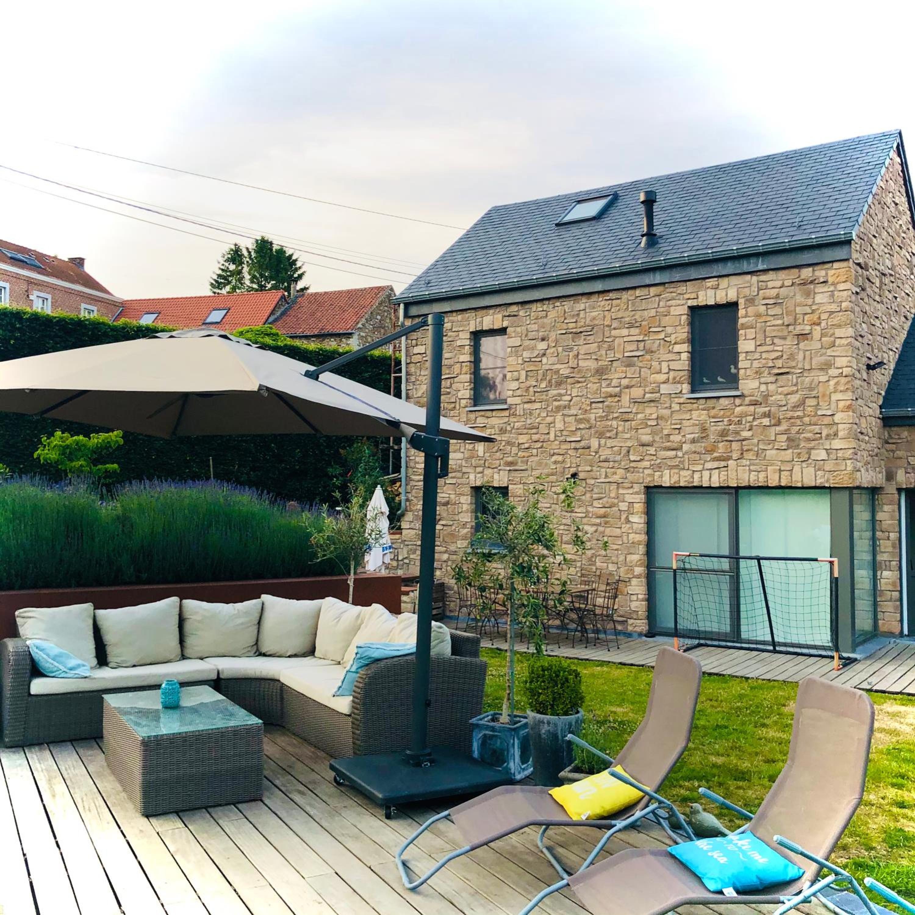 Juste à Côté, Maison de caractère avec piscine