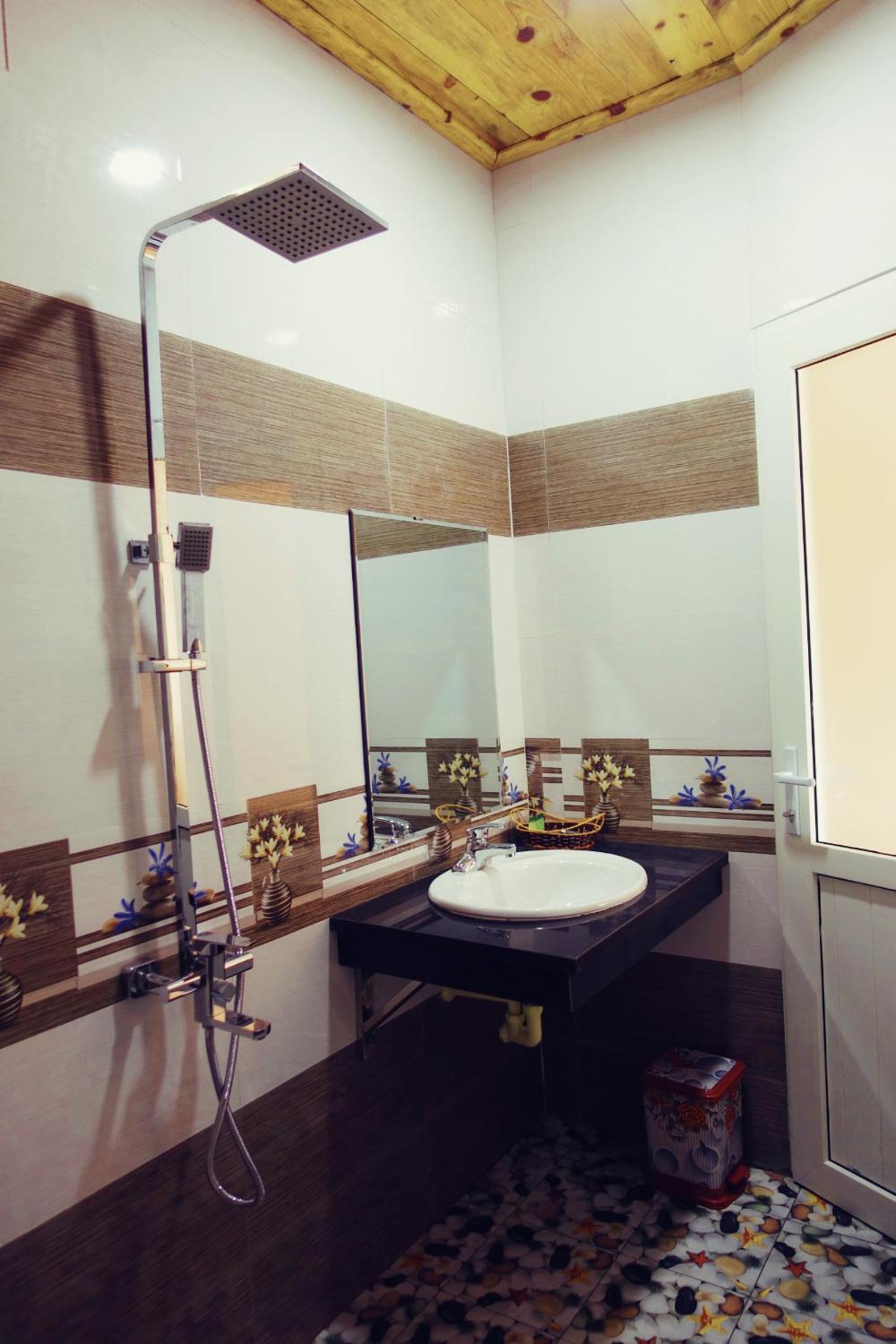 Ninh Binh Mountain Side Homestay & Cafe