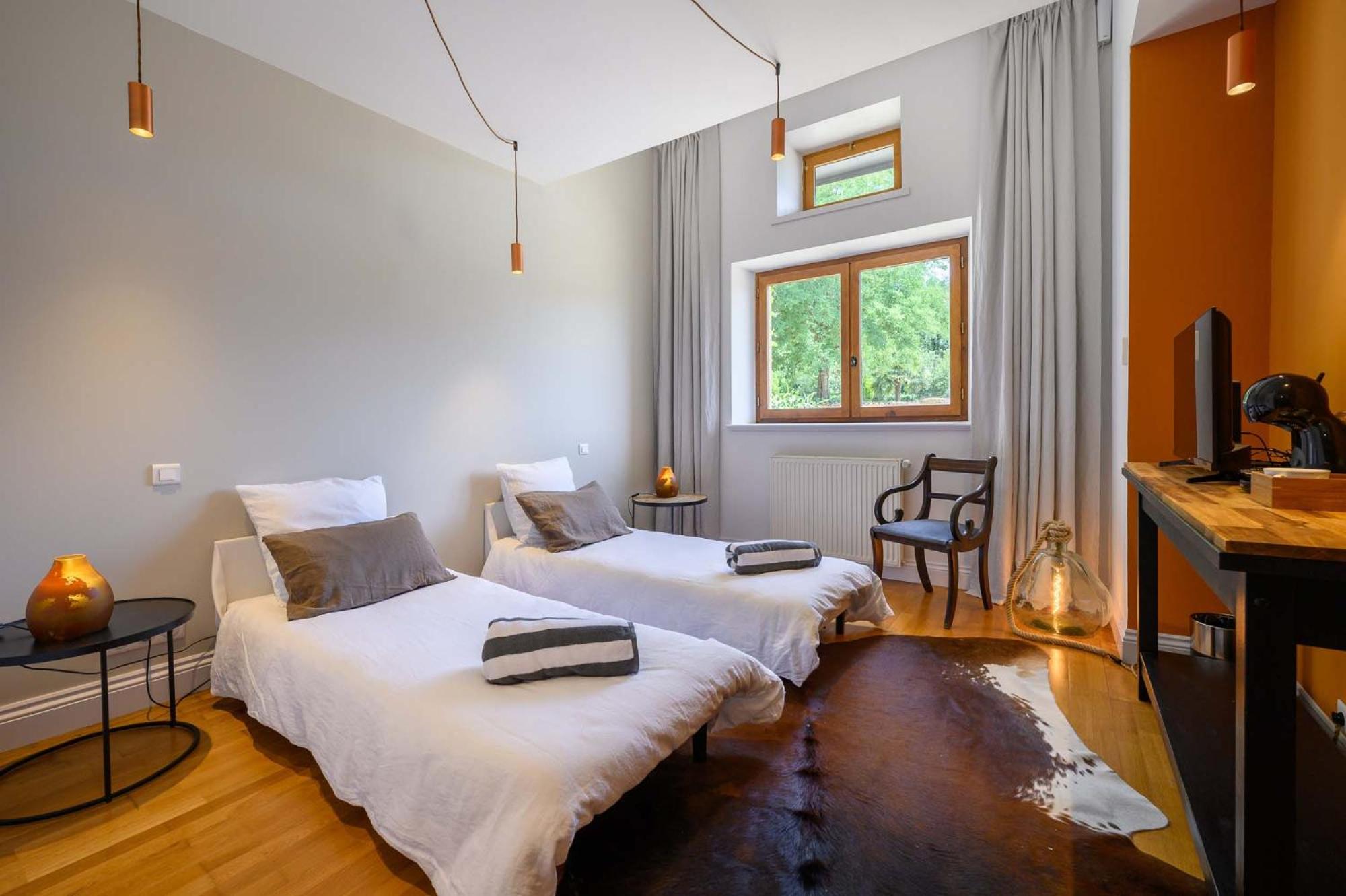 Domaine du Bugassou, Chambres, Table d'hôtes & SPA