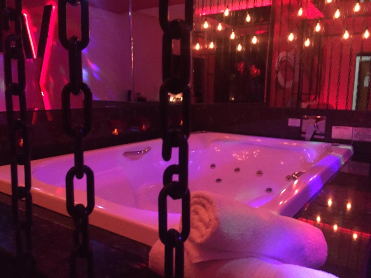 Jacuzzi