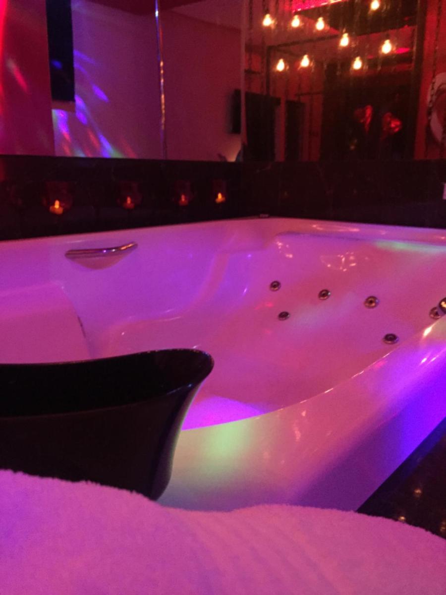 Jacuzzi