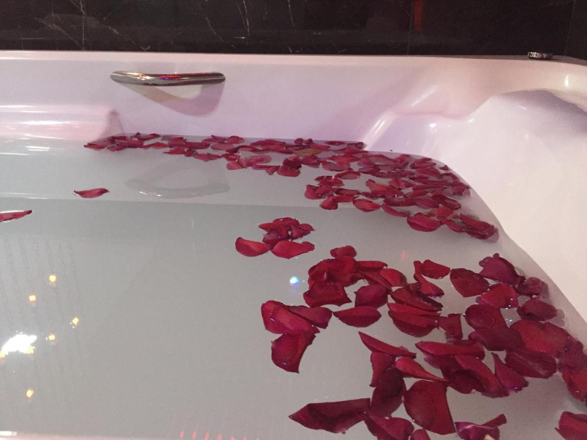 Jacuzzi
