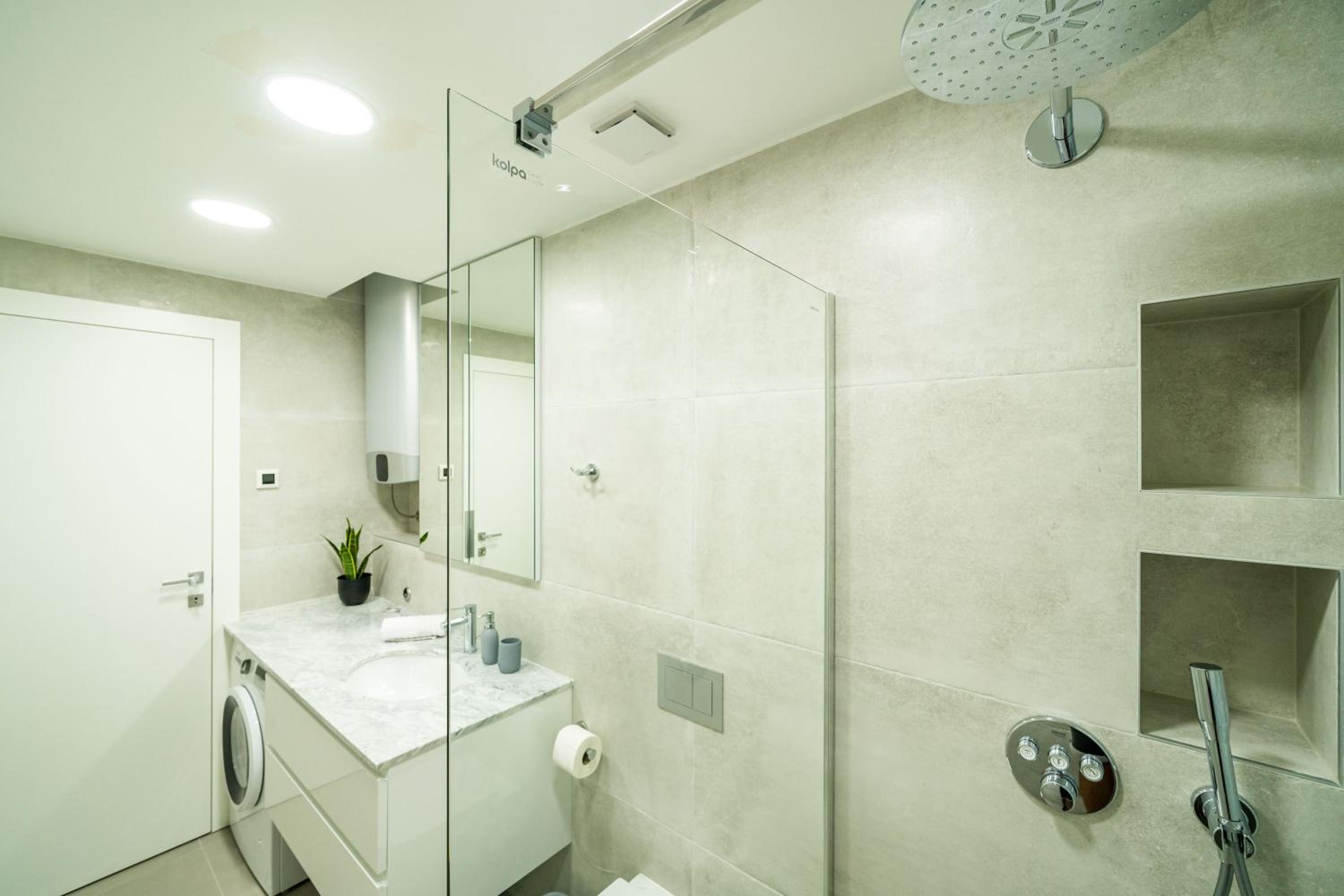 Apartments Zadro