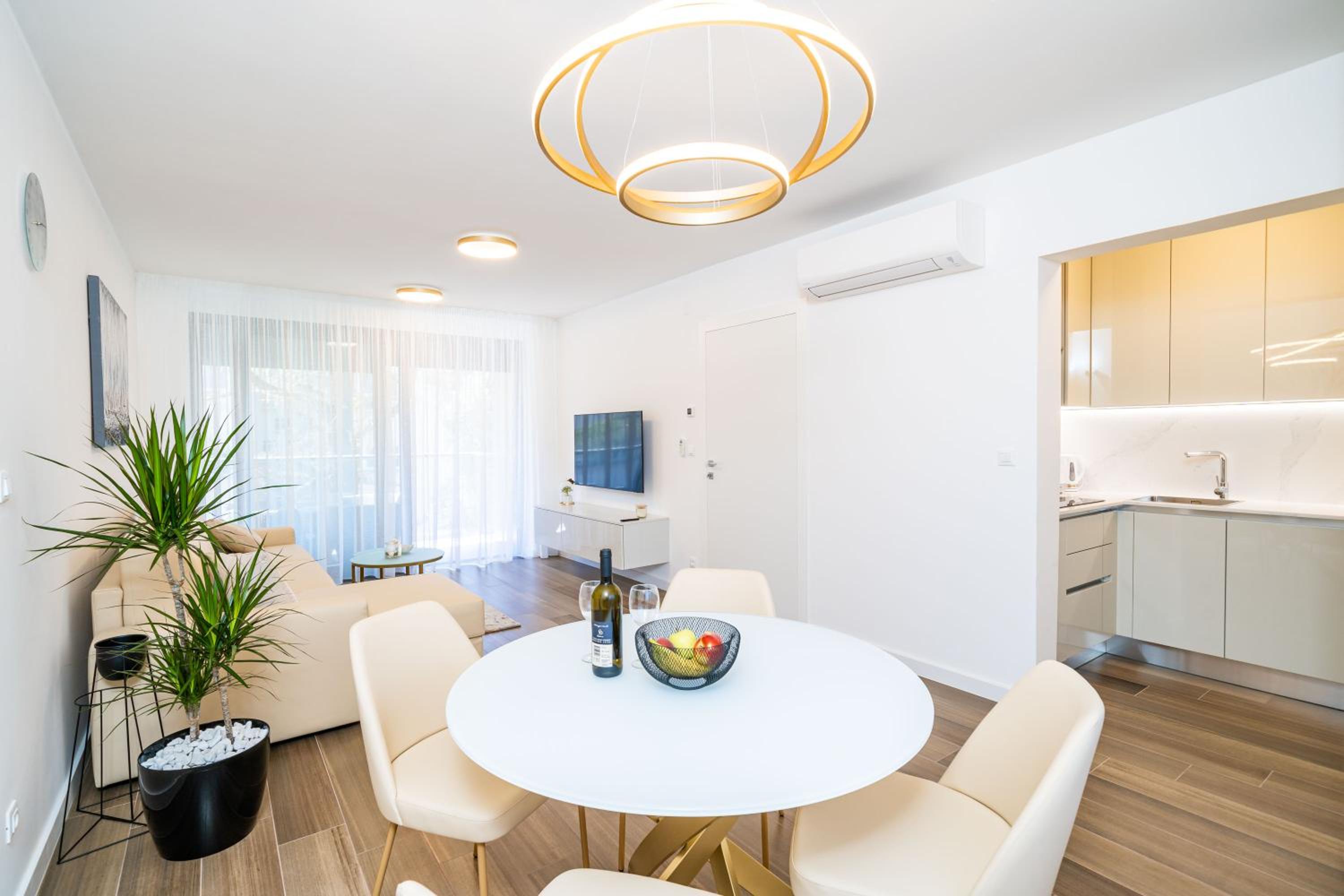 Apartments Zadro
