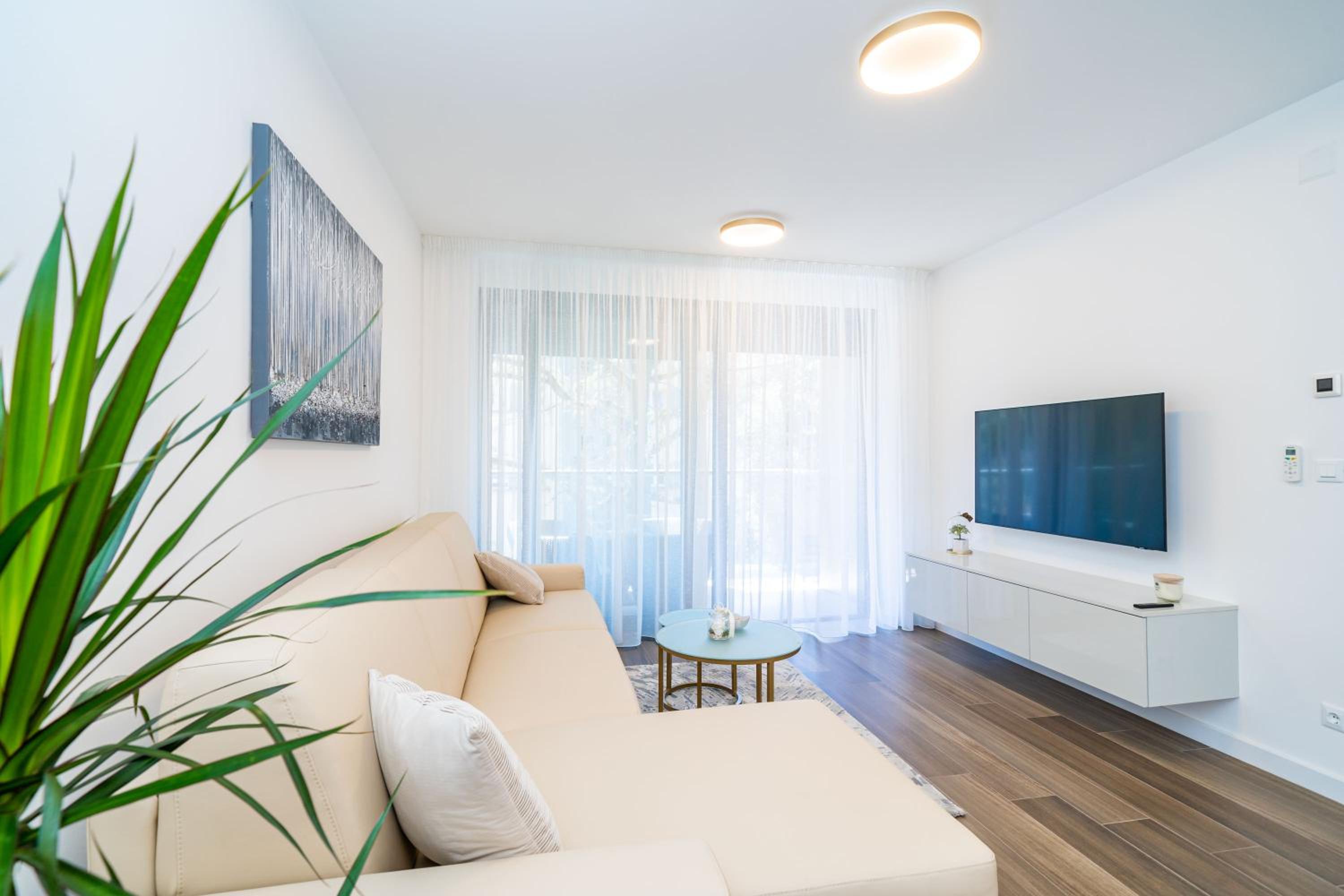 Apartments Zadro