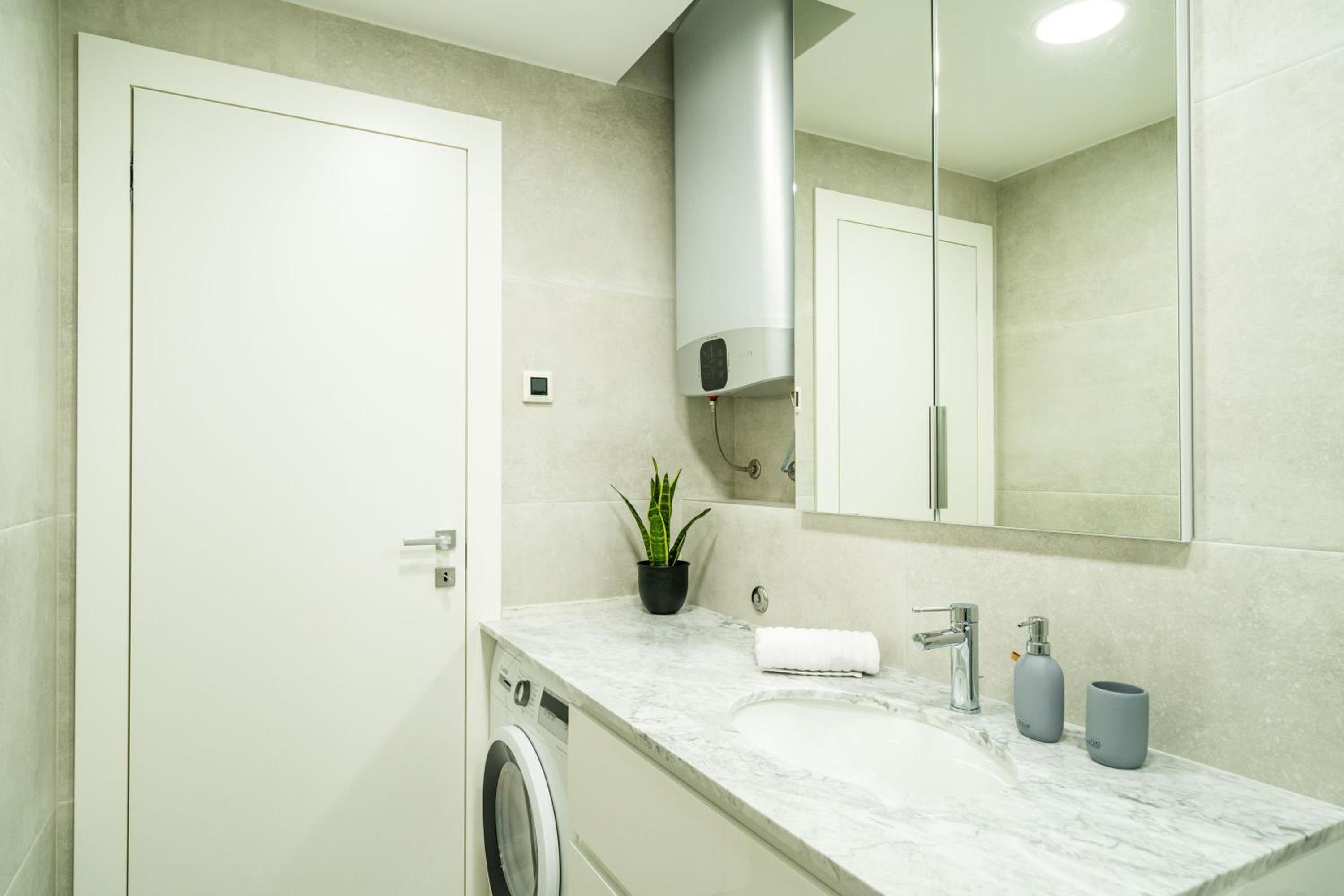 Apartments Zadro