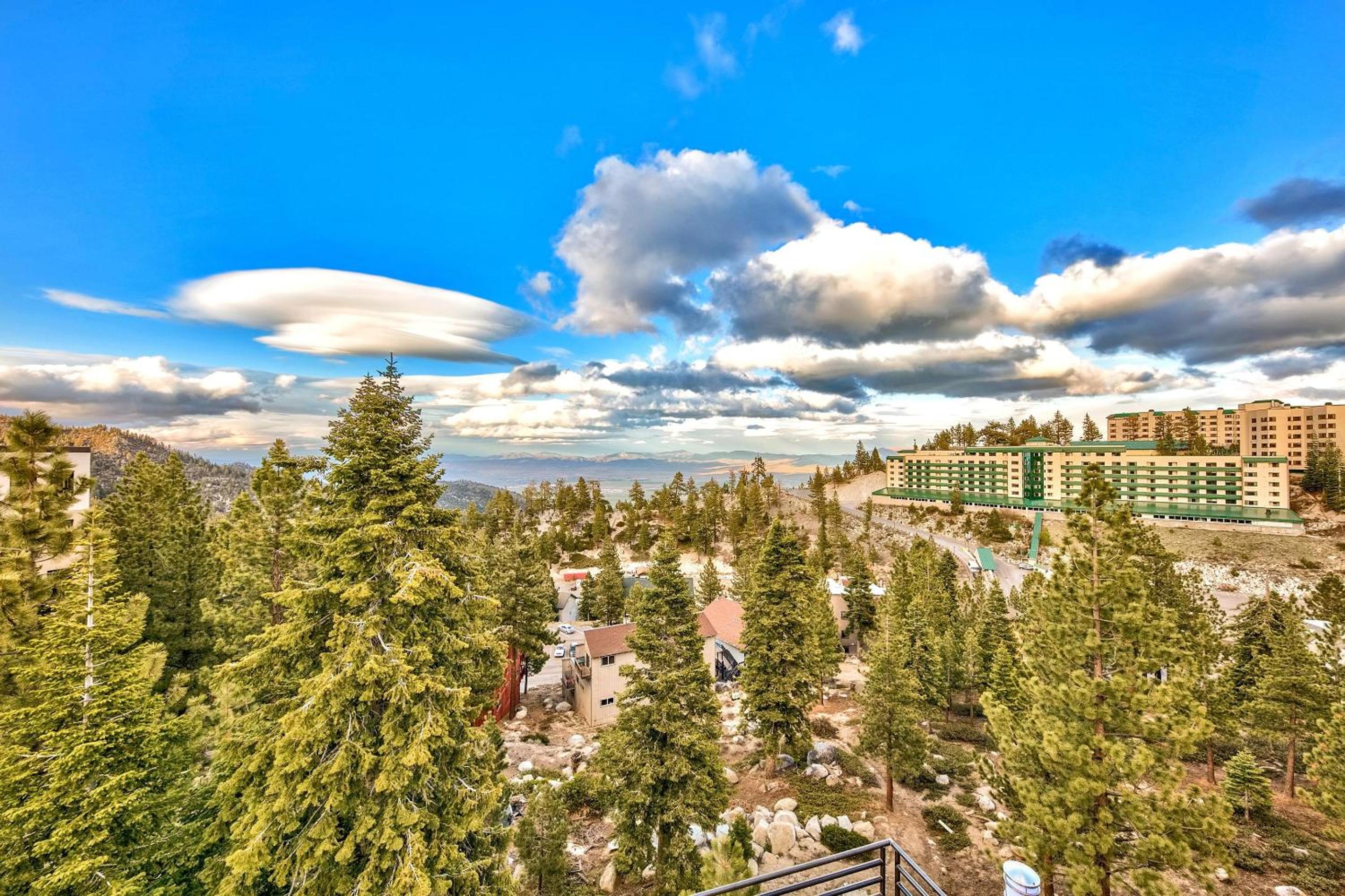 Lake Tahoe Vacations - LUXE 4 Blue Diamond Lake Tahoe Lodge - Property Image 23