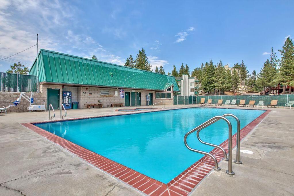 Lake Tahoe Vacations - LUXE 4 Blue Diamond Lake Tahoe Lodge - Property Image 2