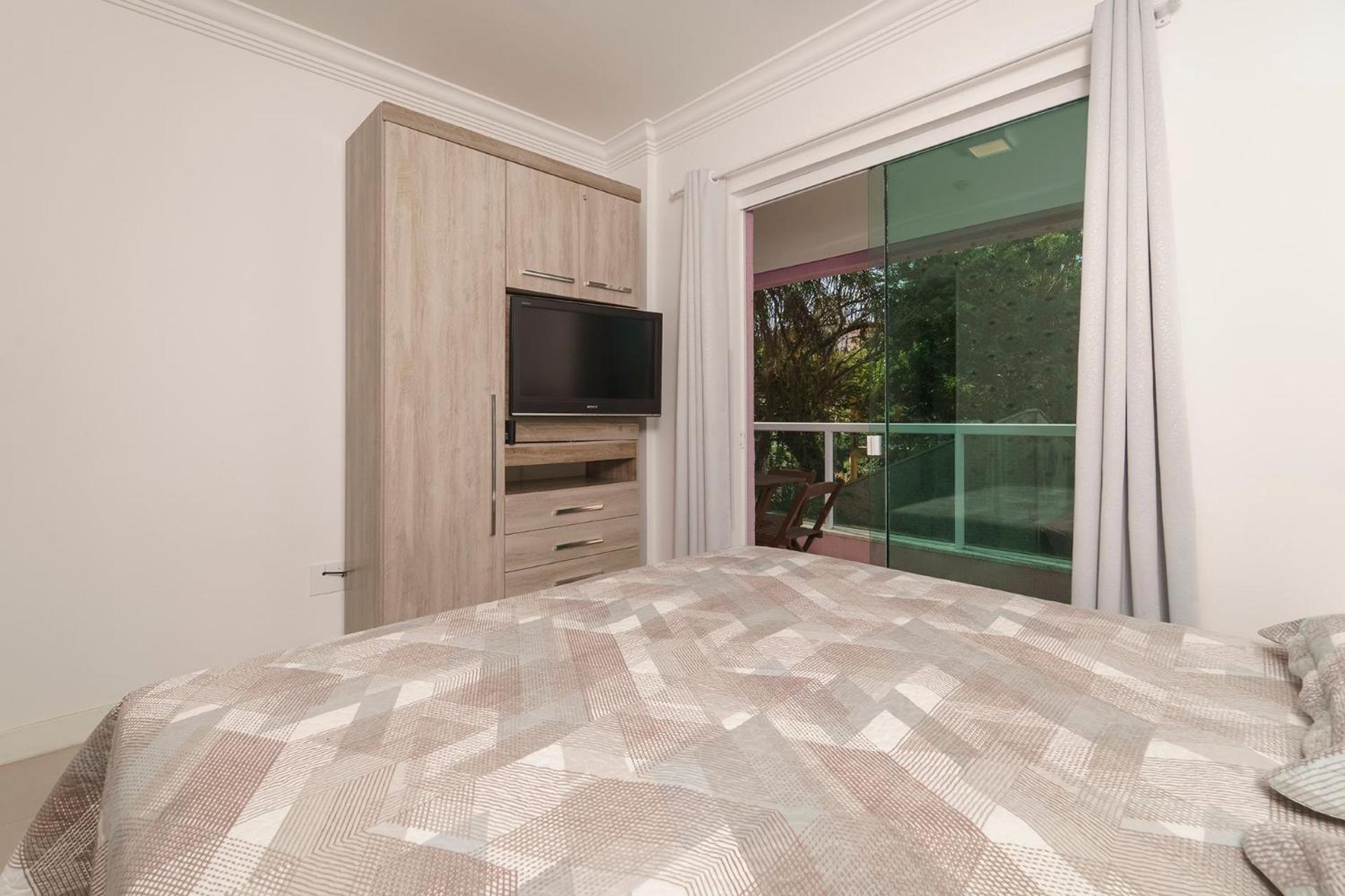 Apartment for rent 2 bedrooms with swimming pool Bombinhas
