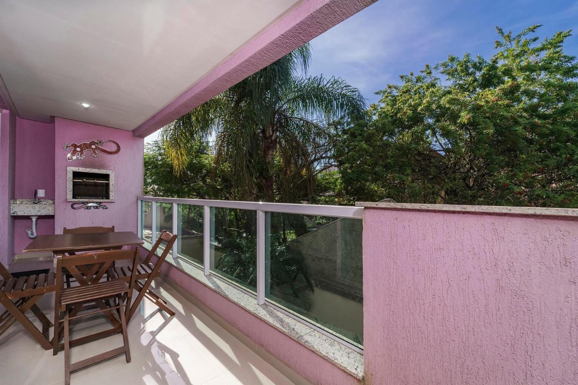 Apartment for rent 2 bedrooms with swimming pool Bombinhas