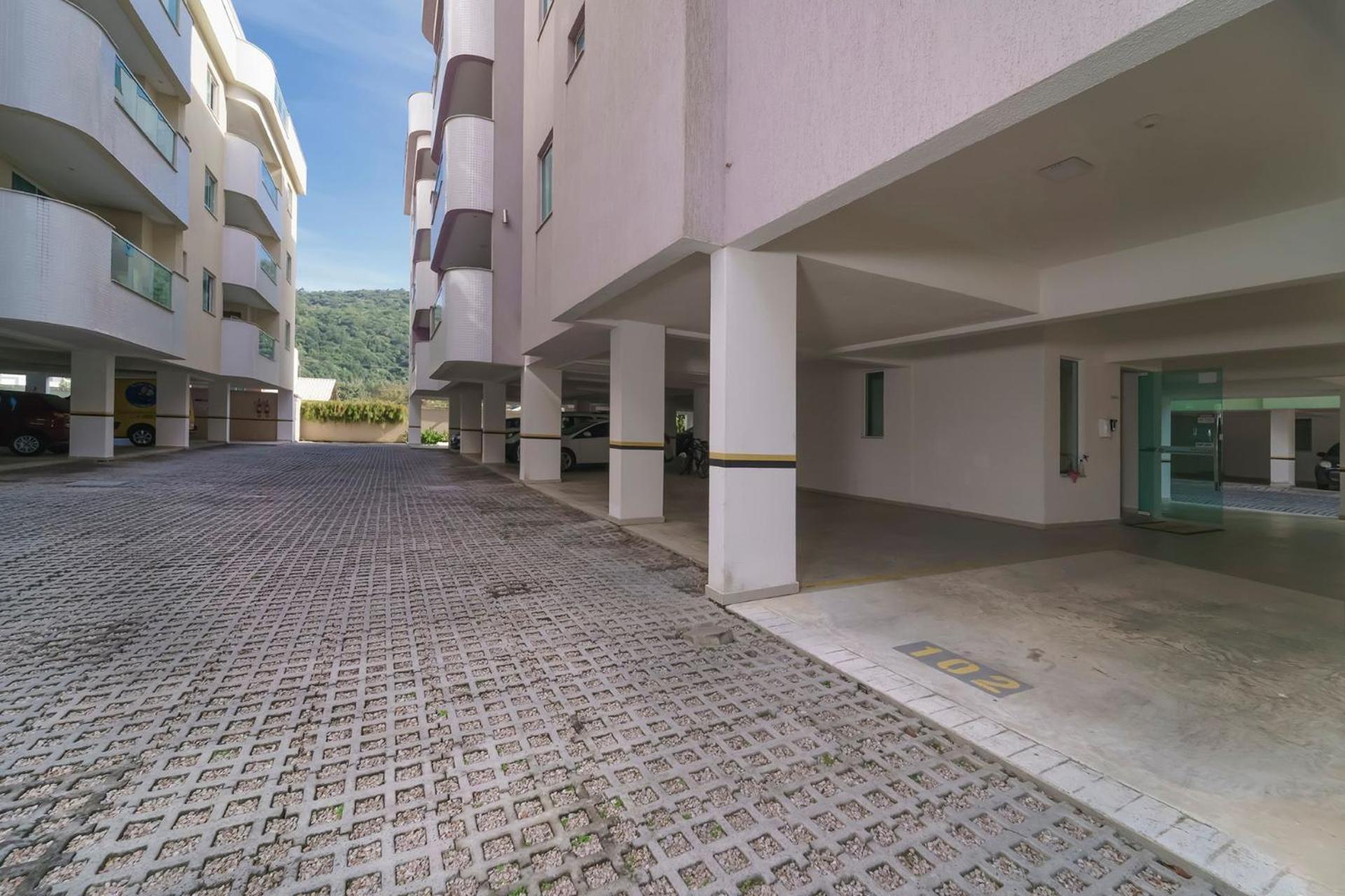 Apartment for rent 2 bedrooms with swimming pool Bombinhas