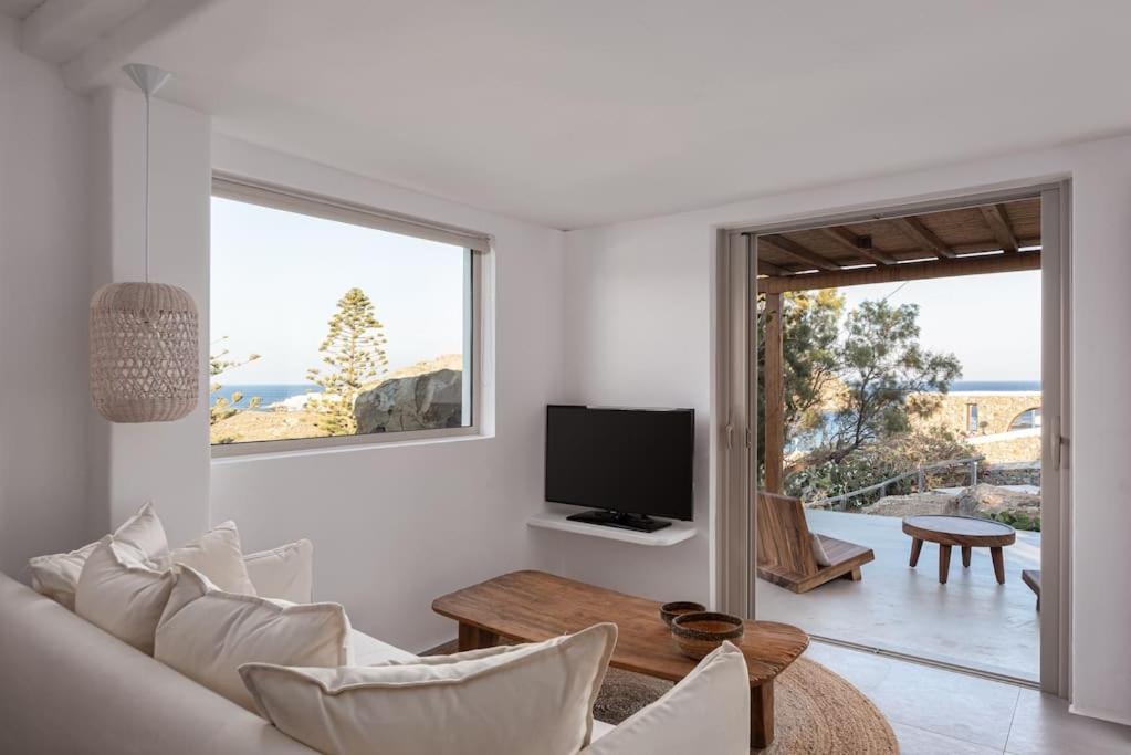 Aura Homes, Bungalow on Sea - Saint Anna Beach photo 5