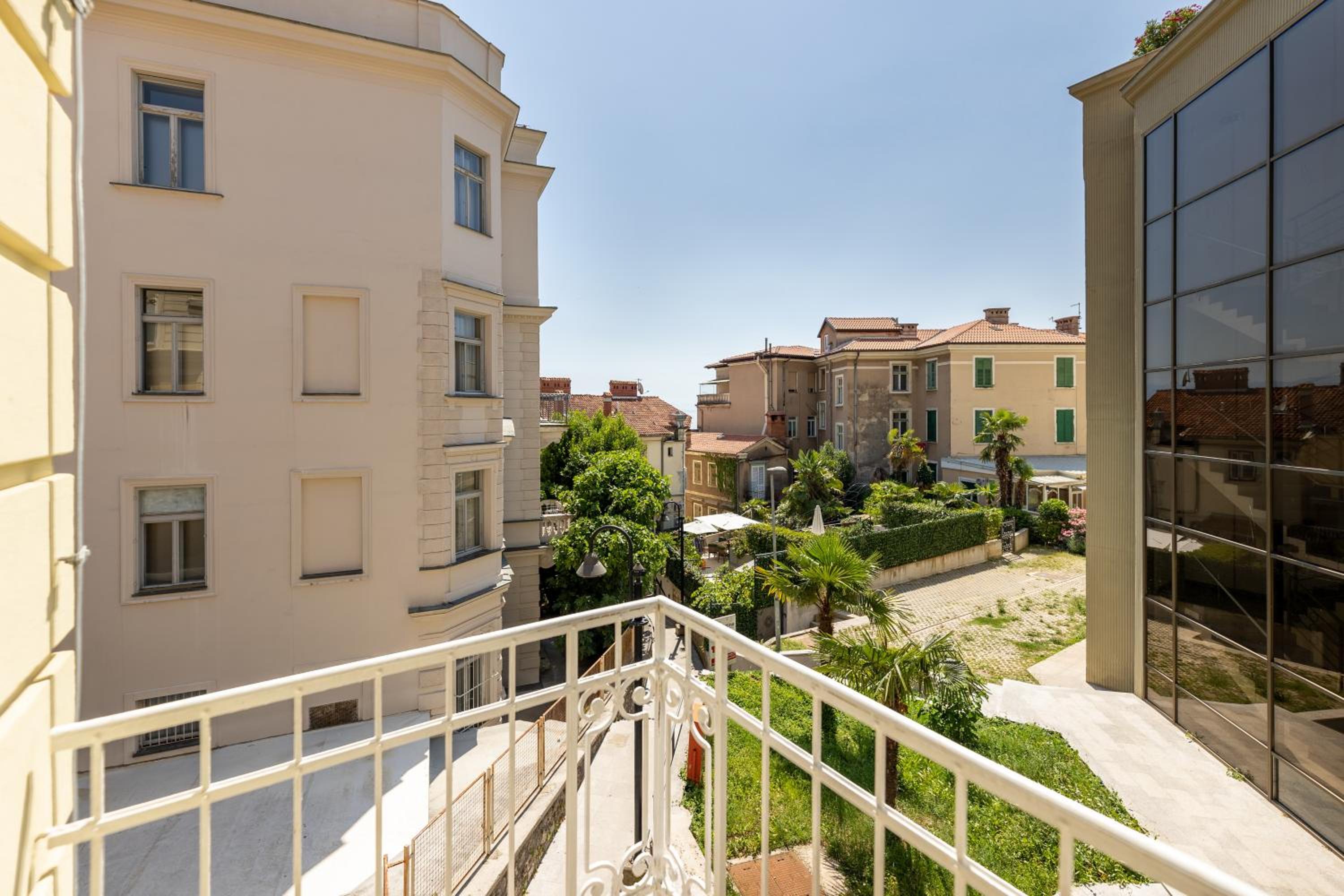 Apartments Liburnija