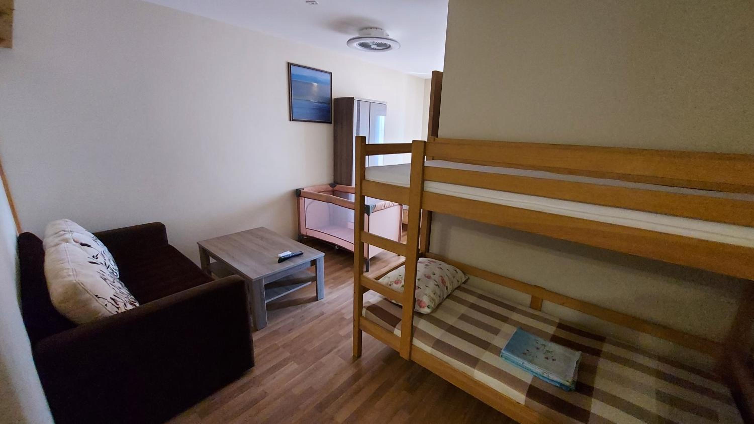 Edelweiss Apartments Economy