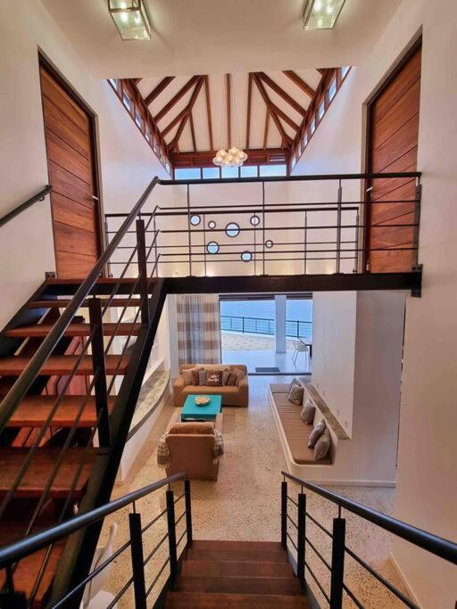 Yemaya Villa Curaçao Unique-Oceanfront-Private stairway to sea!