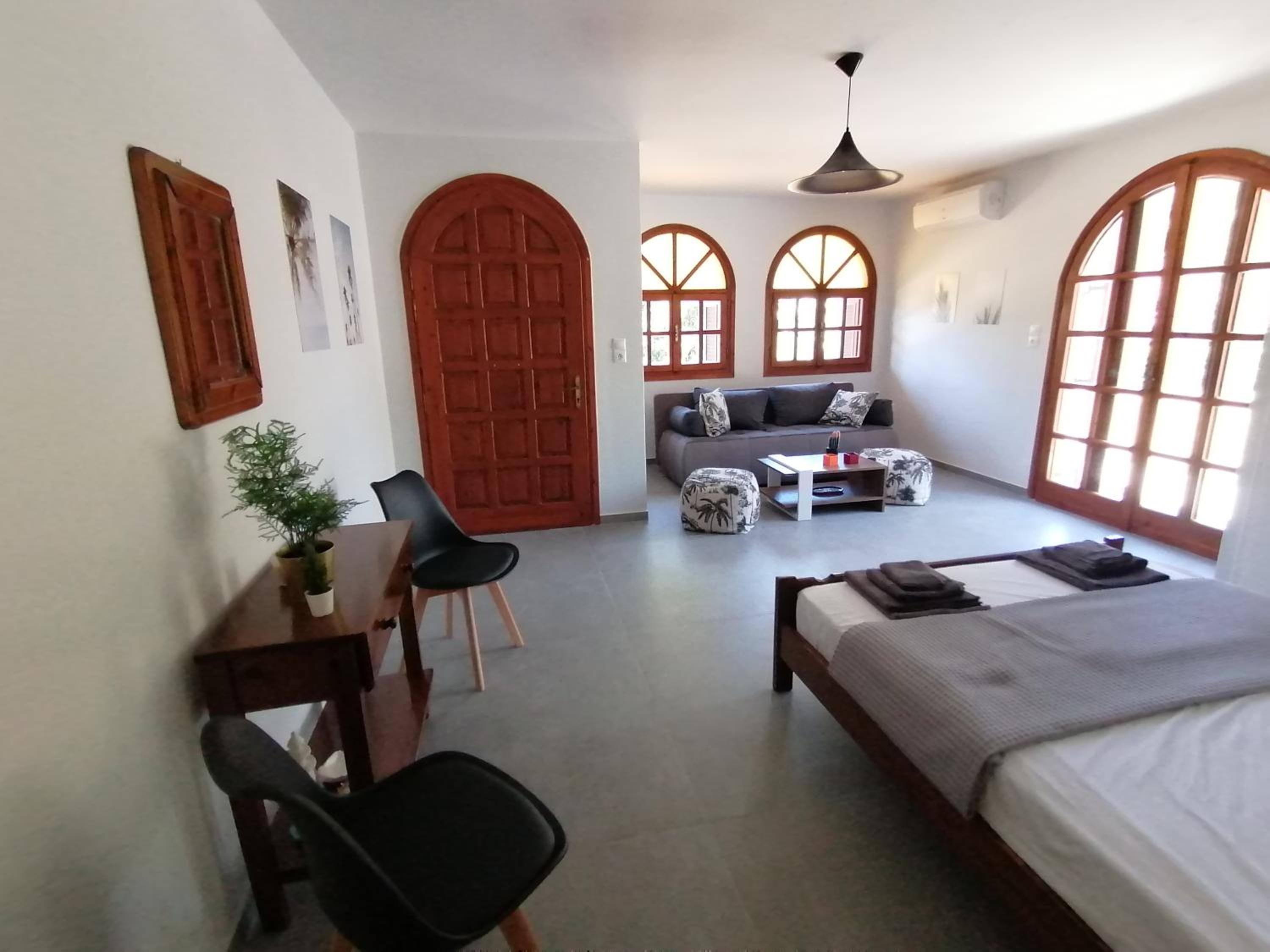 Casadelvilla private apartment PortoCheli-Kosta view 5