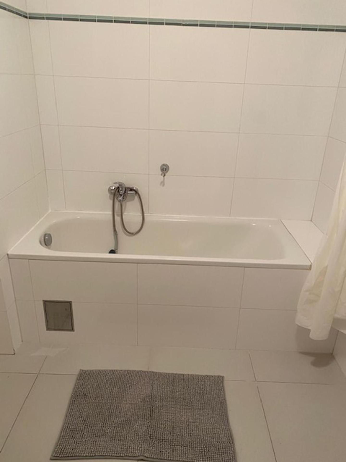 3 Bed Flat - Sleeps 10 - Pets - Smoking on terrace