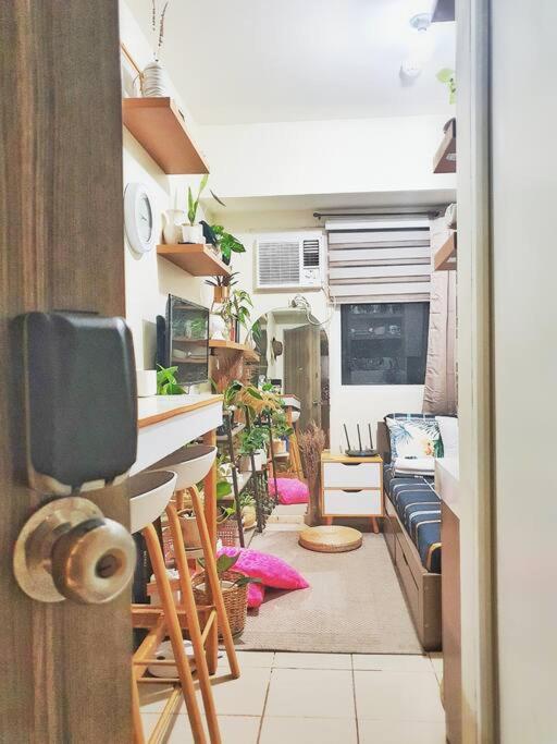 Netflix & Chill at a Cozy Place (along EDSA) view 3