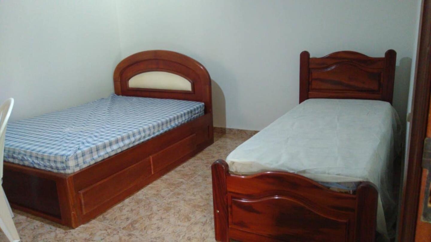 Casa muito espaçosa privativa com Piscina, Churrasqueira e área gourmet